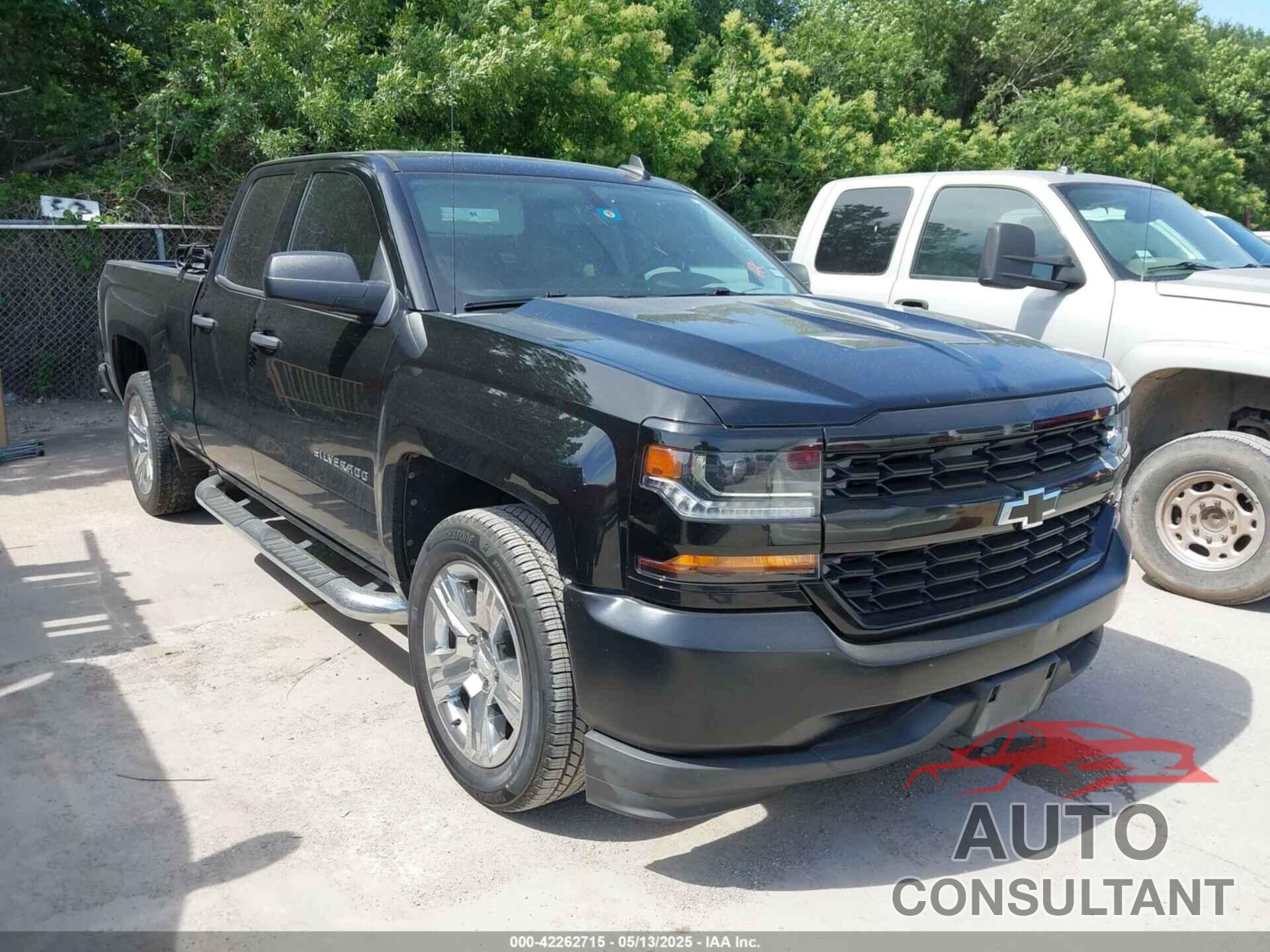 CHEVROLET SILVERADO 1500 2017 - 1GCRCNEC6HZ103235