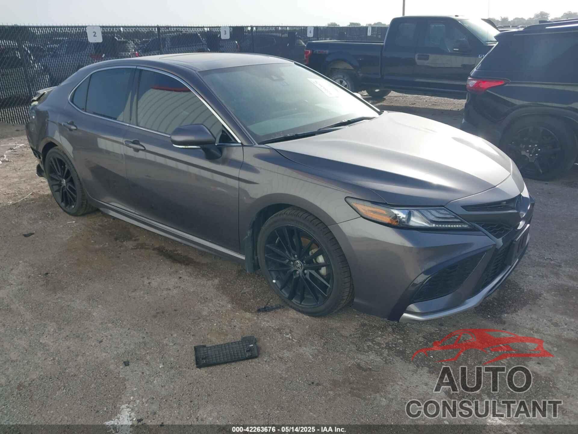 TOYOTA CAMRY 2023 - 4T1K31AK2PU618862