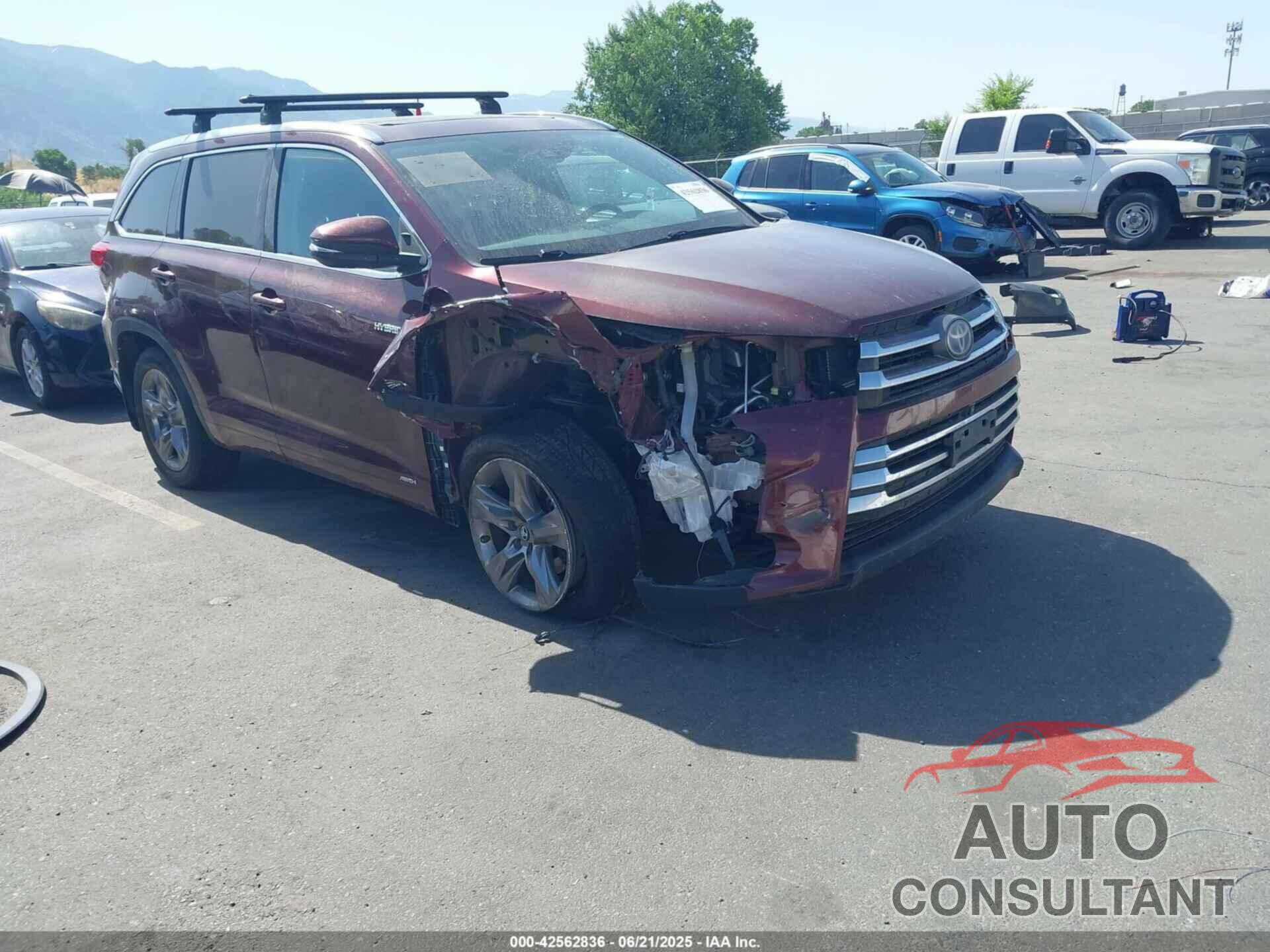 TOYOTA HIGHLANDER HYBRID 2018 - 5TDDGRFH4JS043642