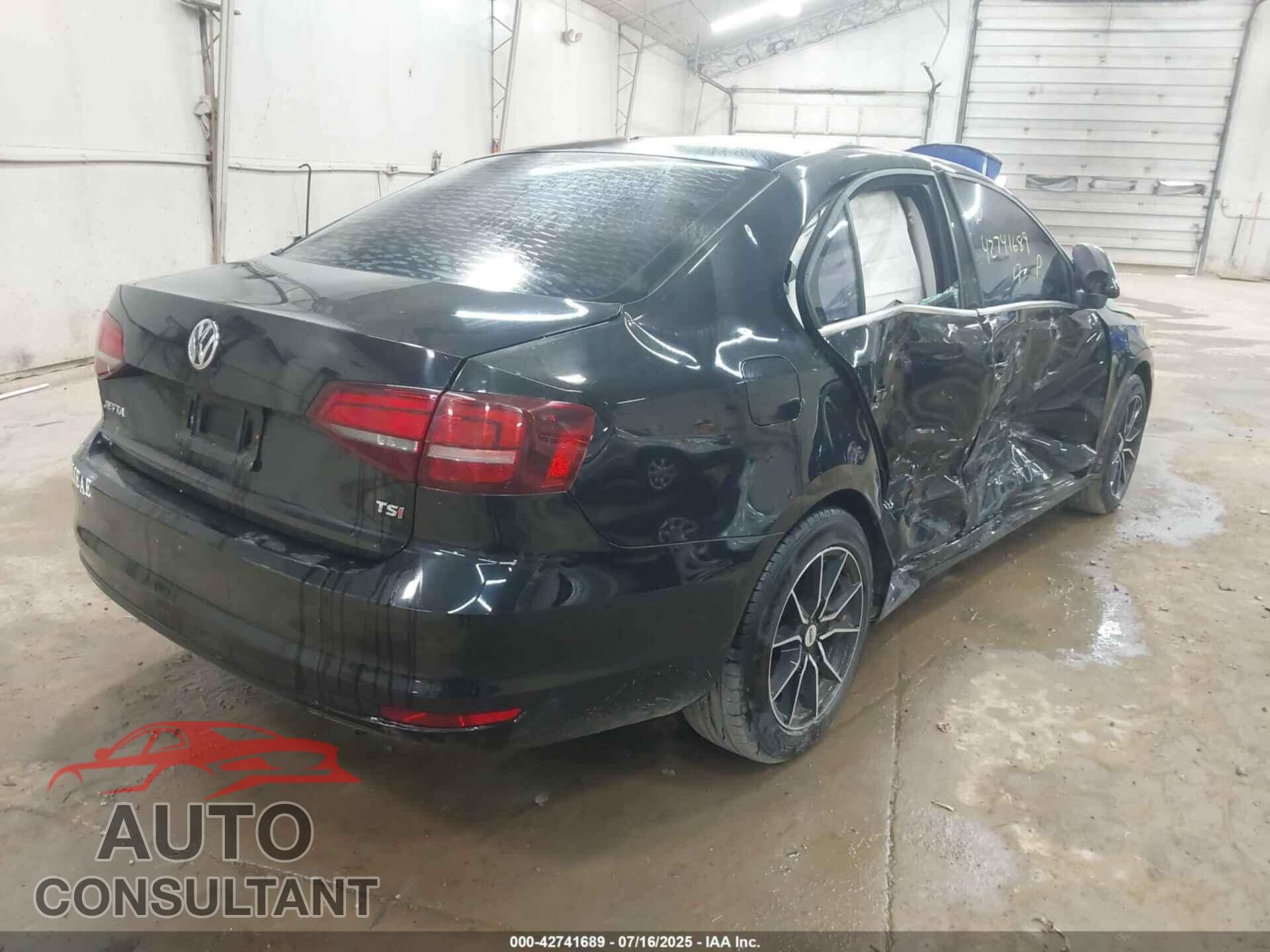 VOLKSWAGEN JETTA 2017 - 3VW2B7AJ0HM399159