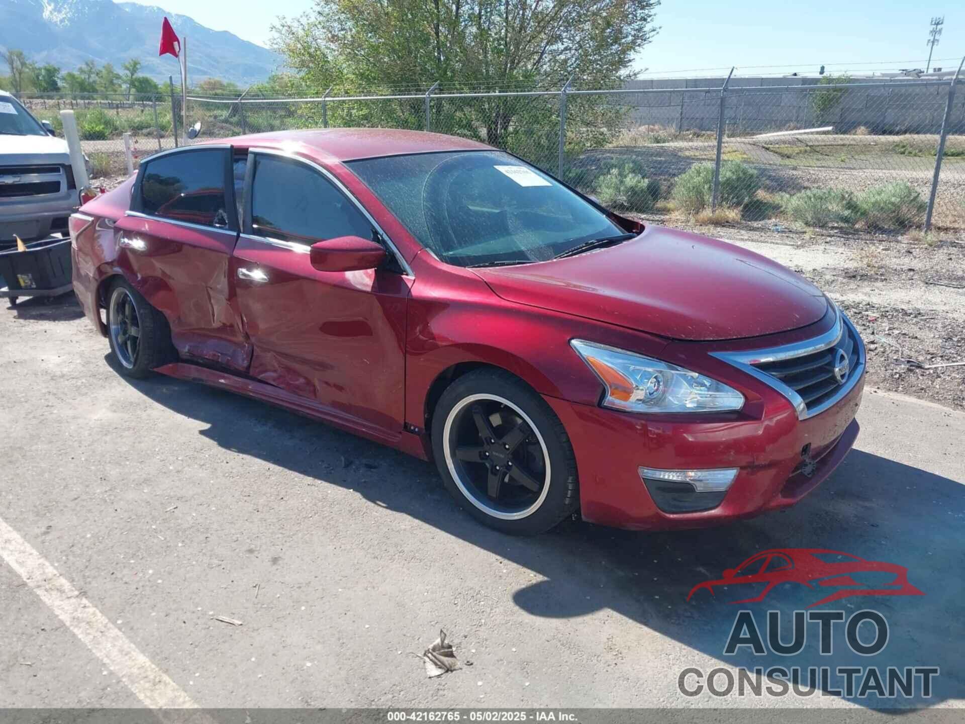 NISSAN ALTIMA 2014 - 1N4AL3AP6EN335417