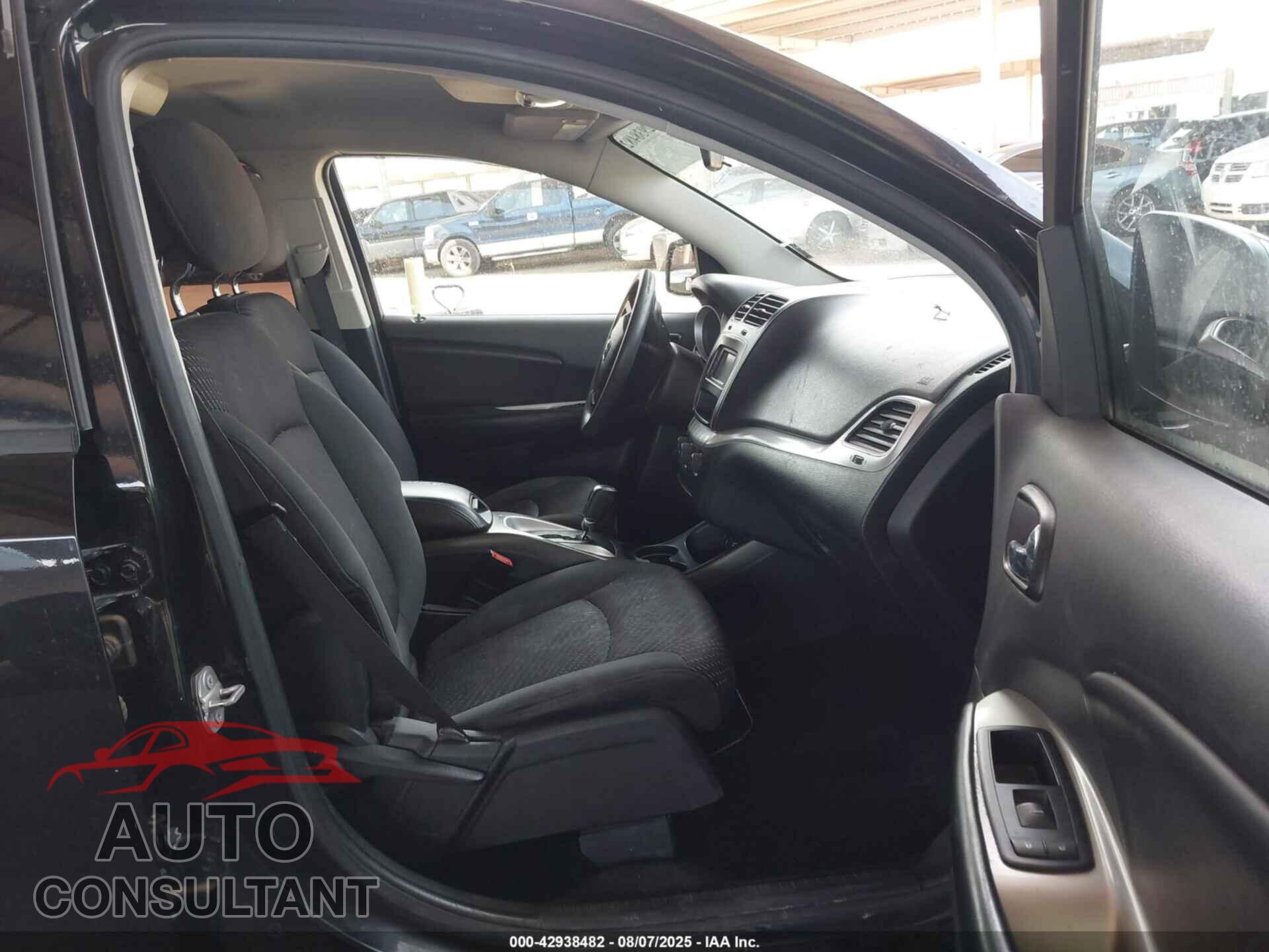 DODGE JOURNEY 2017 - 3C4PDCBG5HT511071