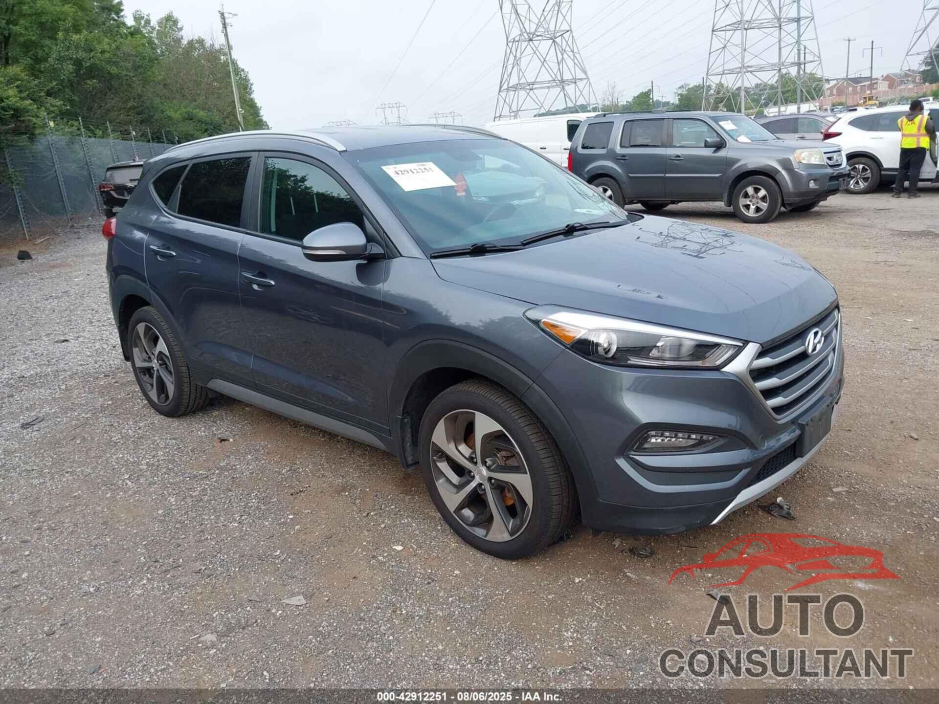 HYUNDAI TUCSON 2017 - KM8J3CA25HU340886
