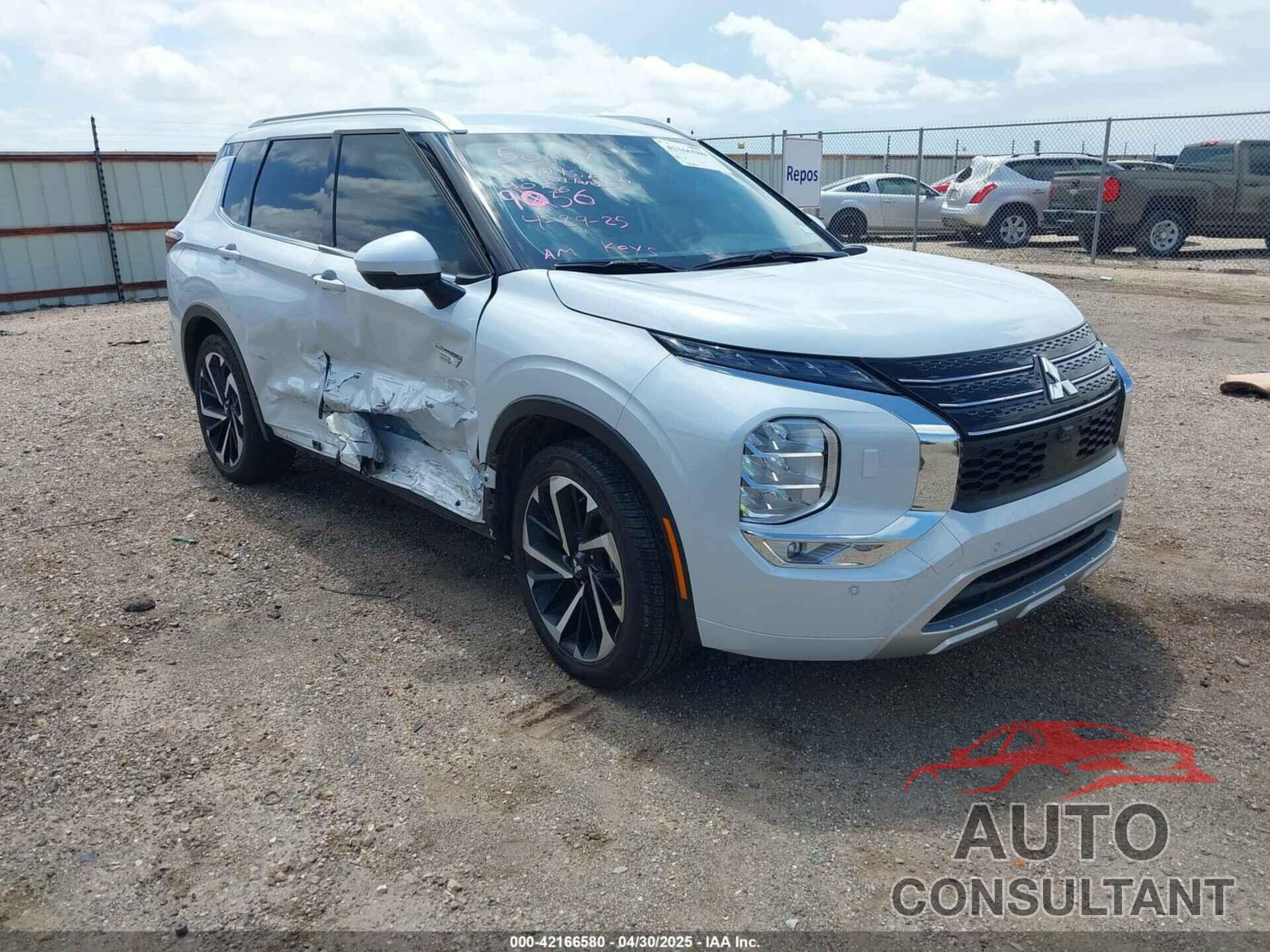 MITSUBISHI OUTLANDER PHEV 2023 - JA4T5VA94PZ029056