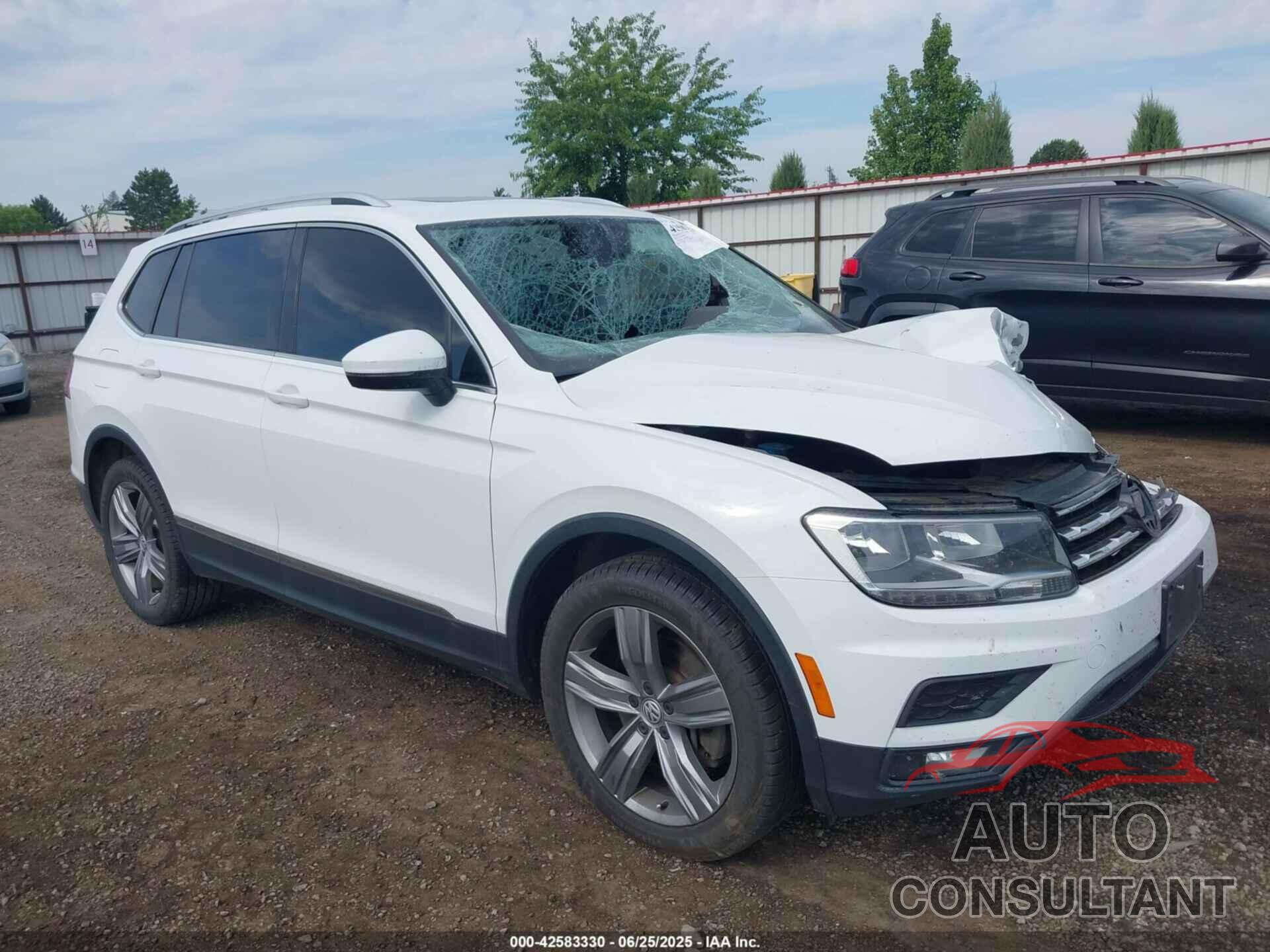 VOLKSWAGEN TIGUAN 2018 - 3VV2B7AX6JM012841
