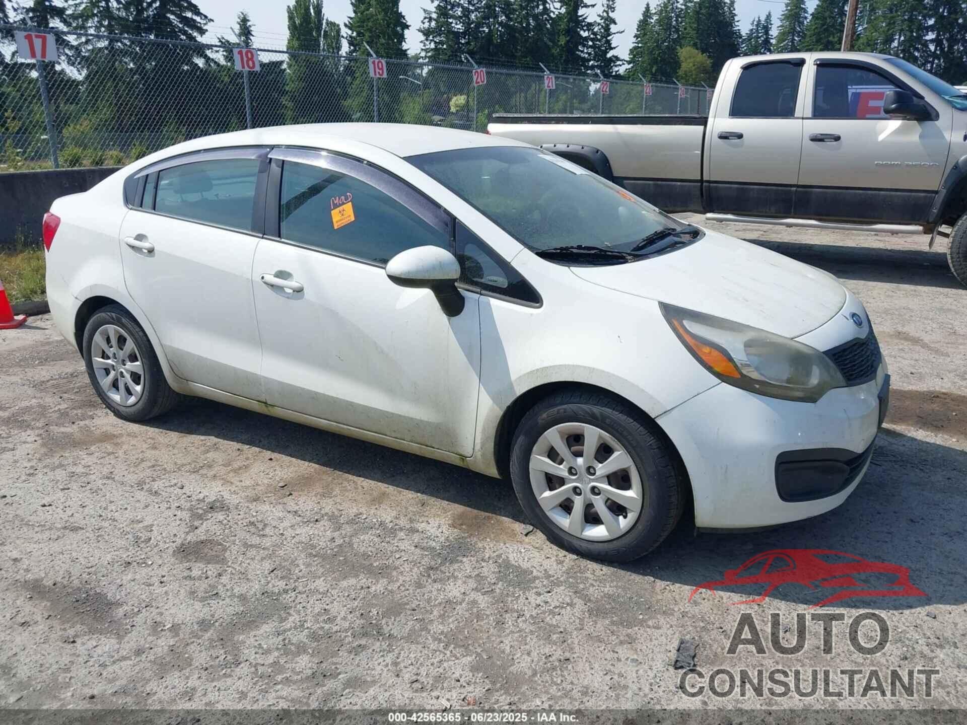 KIA RIO 2012 - KNADM4A31C6071938