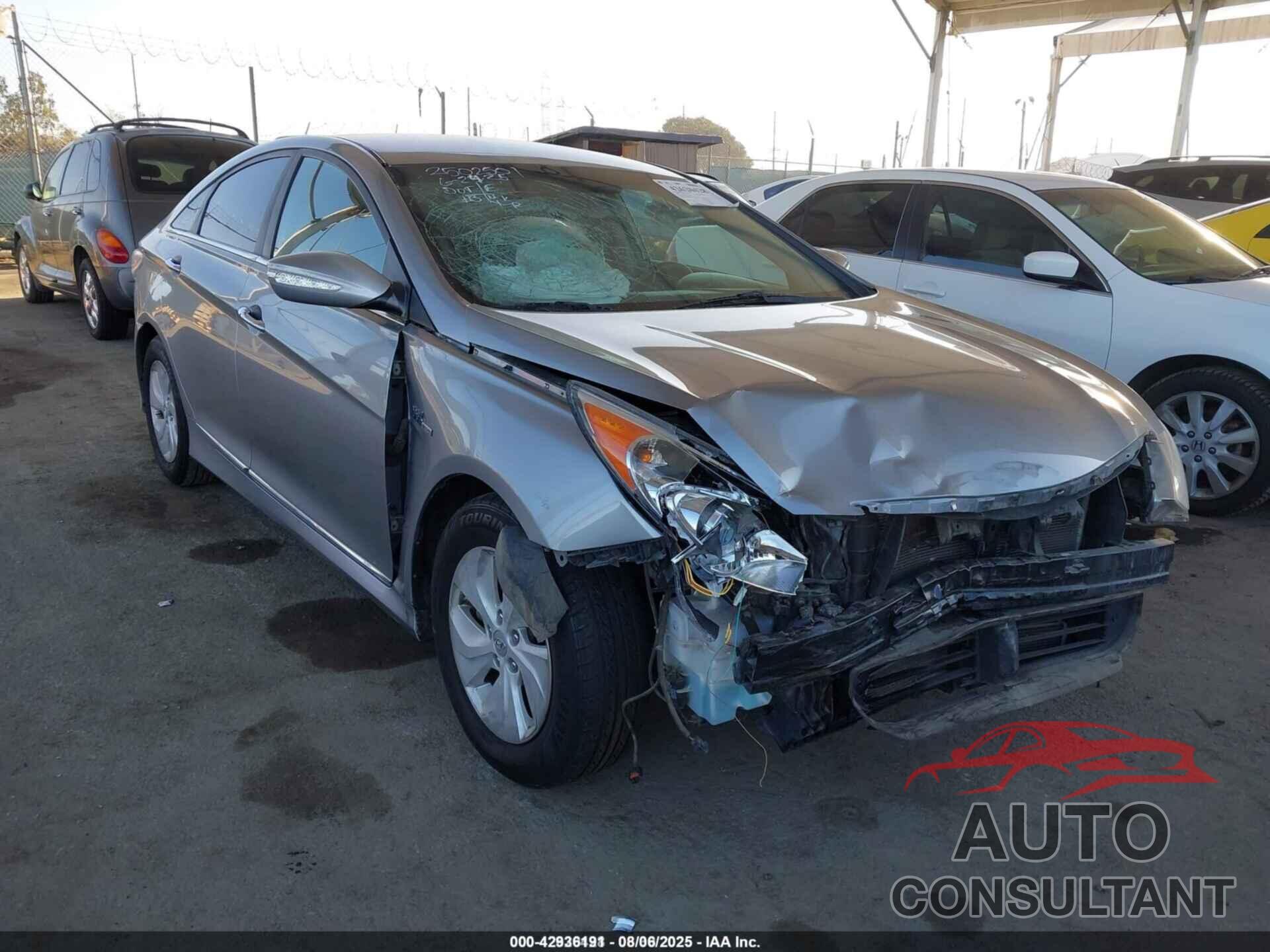 HYUNDAI SONATA HYBRID 2015 - KMHEC4A45FA124883