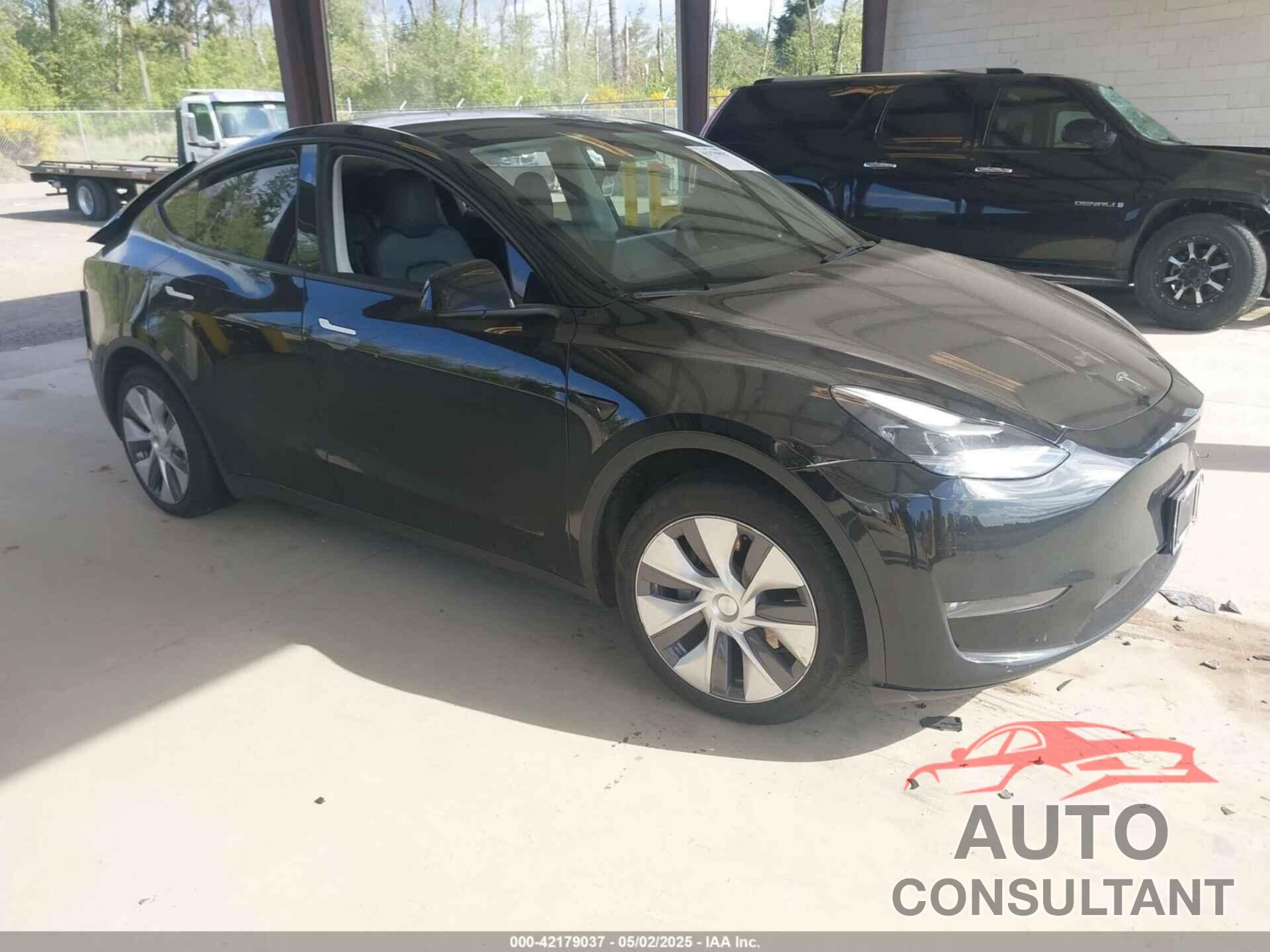 TESLA MODEL Y 2023 - 7SAYGAEE6PF926507
