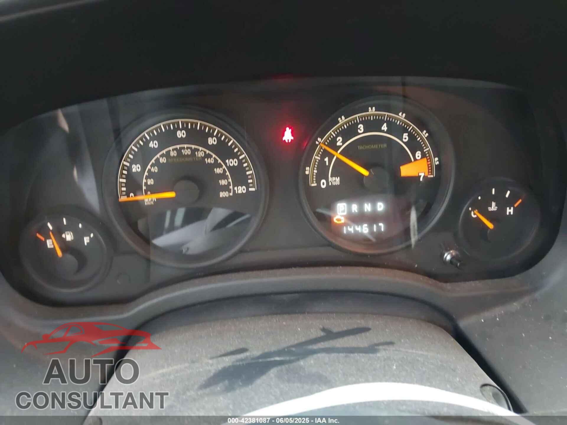 JEEP COMPASS 2015 - 1C4NJCBA7FD284500