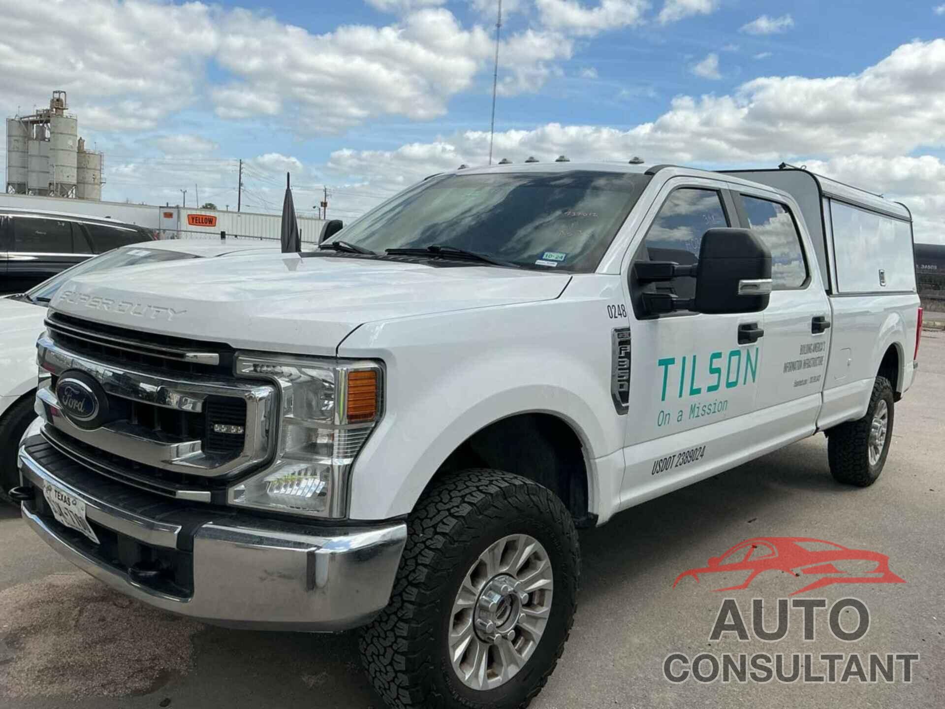 FORD F-350 2022 - 1FT8W3BN0NED28105