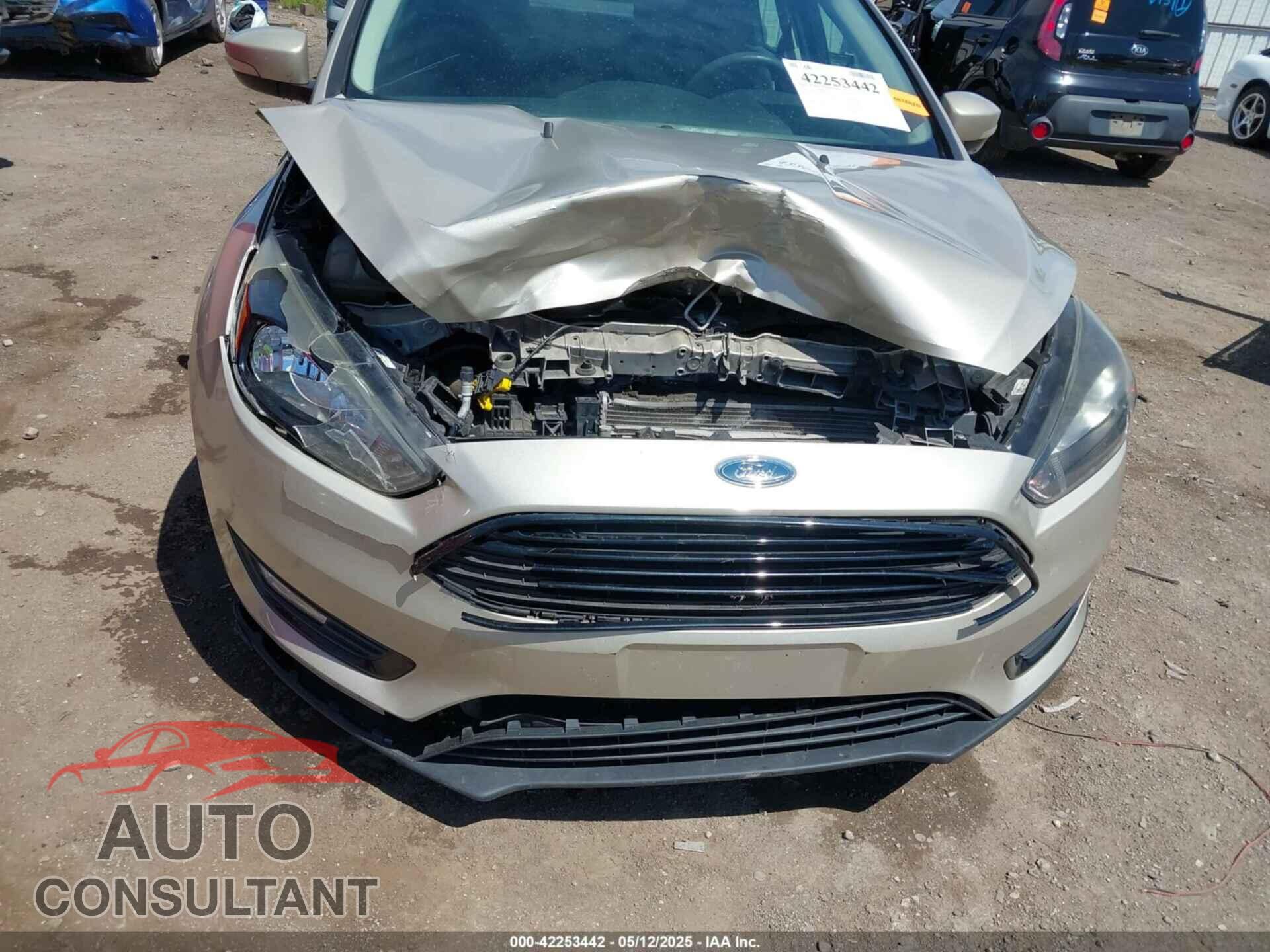 FORD FOCUS 2017 - 1FADP3FE4HL324506