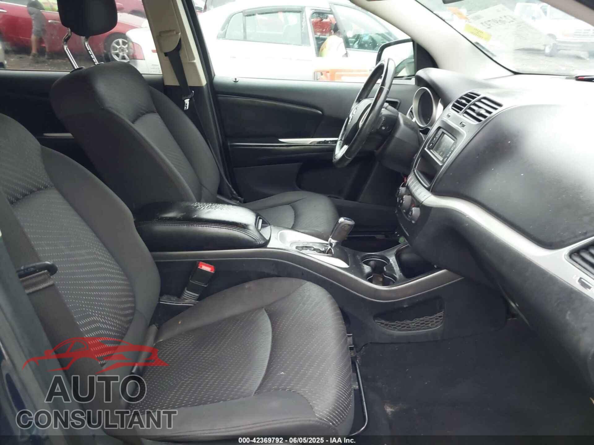 DODGE JOURNEY 2015 - 3C4PDCBB2FT536611