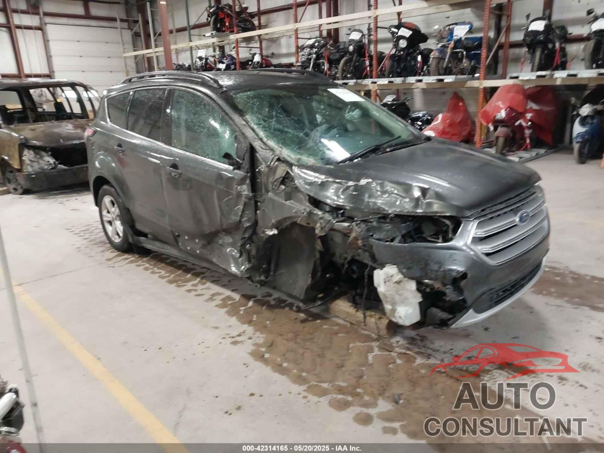 FORD ESCAPE 2018 - 1FMCU9GD8JUB51270