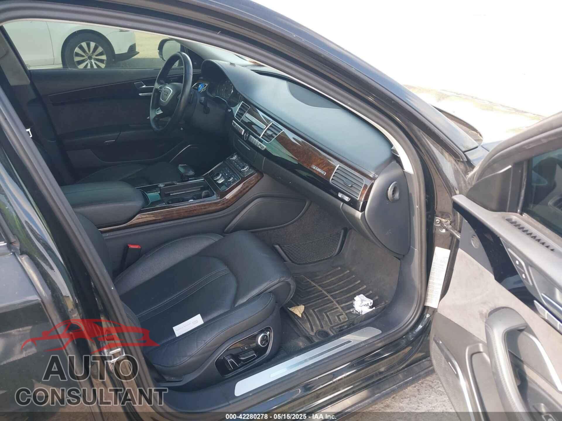 AUDI A8 L 2012 - WAURVAFD7CN004124