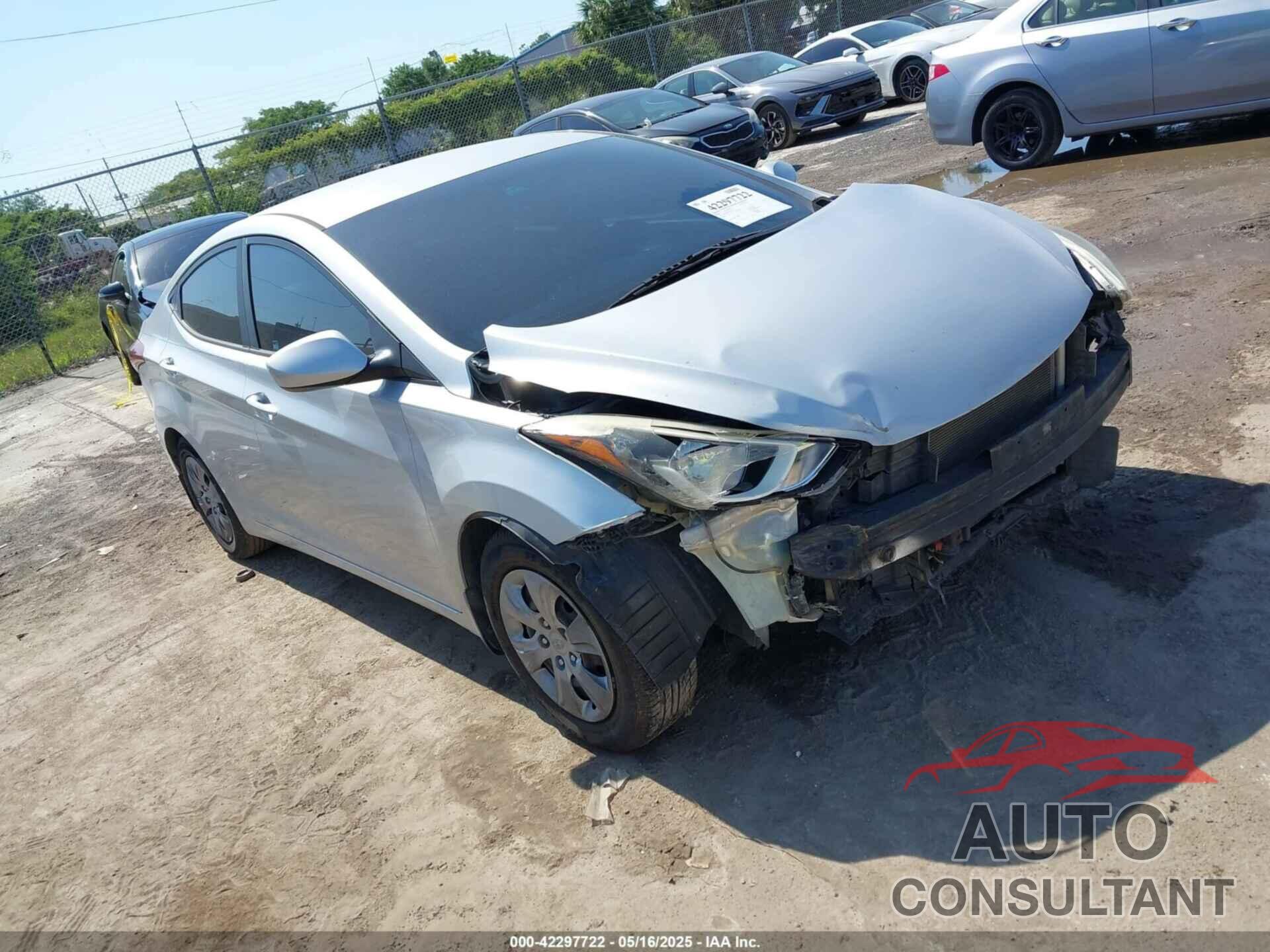 HYUNDAI ELANTRA 2016 - KMHDH4AE1GU575797