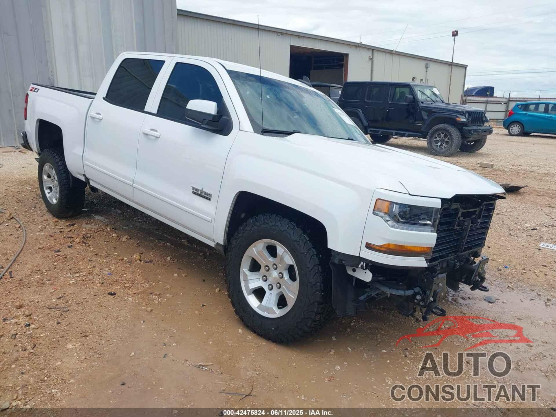 CHEVROLET SILVERADO 1500 2018 - 3GCUKREC2JG604830