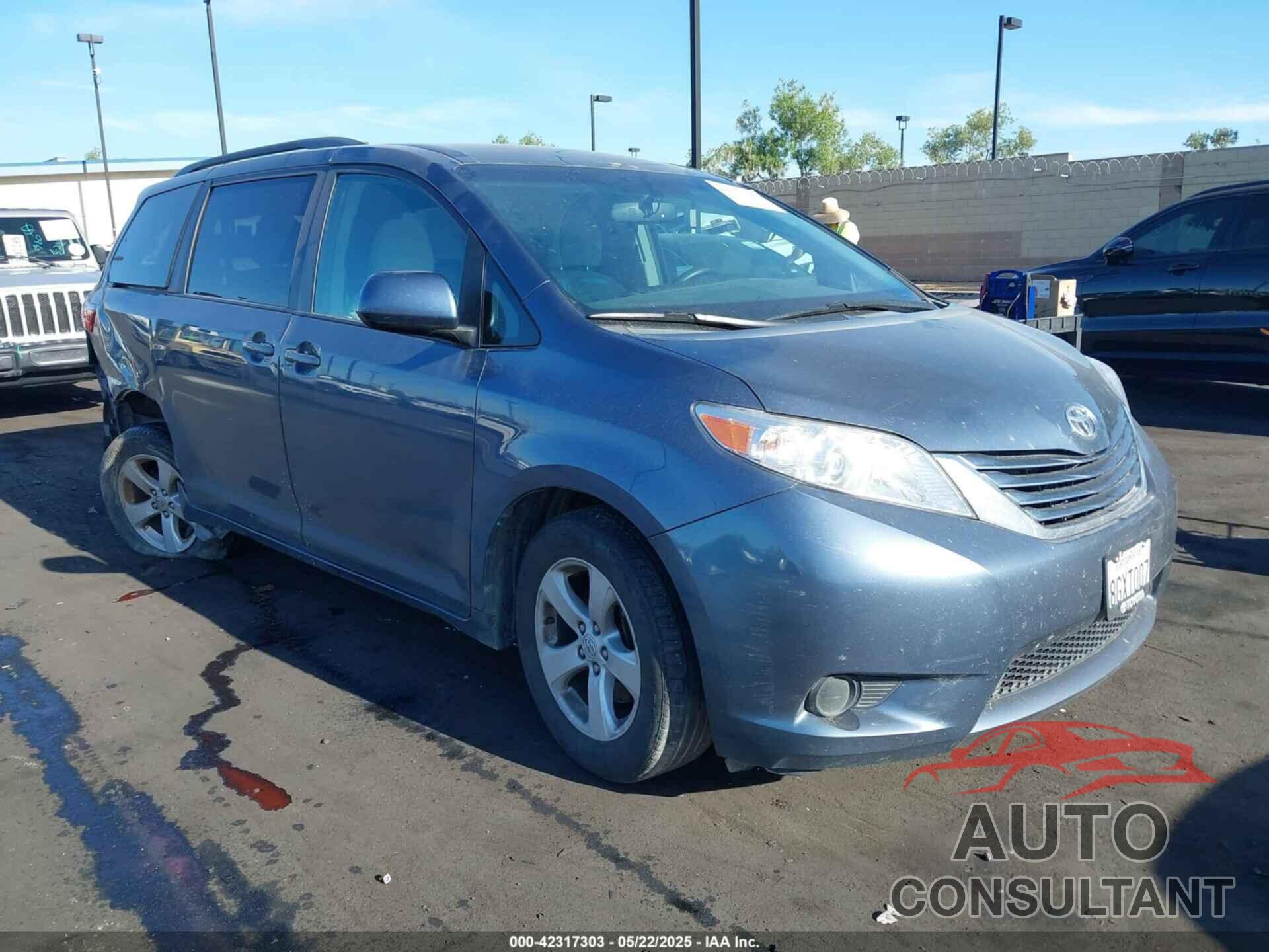 TOYOTA SIENNA 2017 - 5TDKZ3DCXHS845662