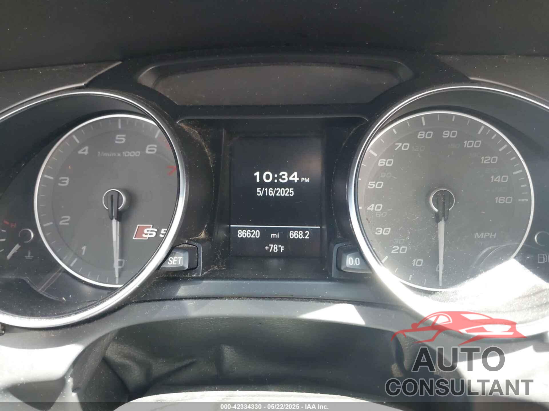 AUDI S5 2014 - WAUCGAFR7EA023732