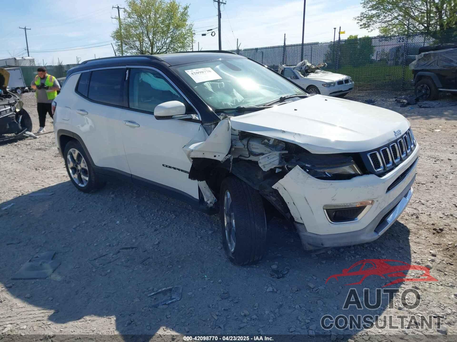 JEEP COMPASS 2019 - 3C4NJDCB6KT740505