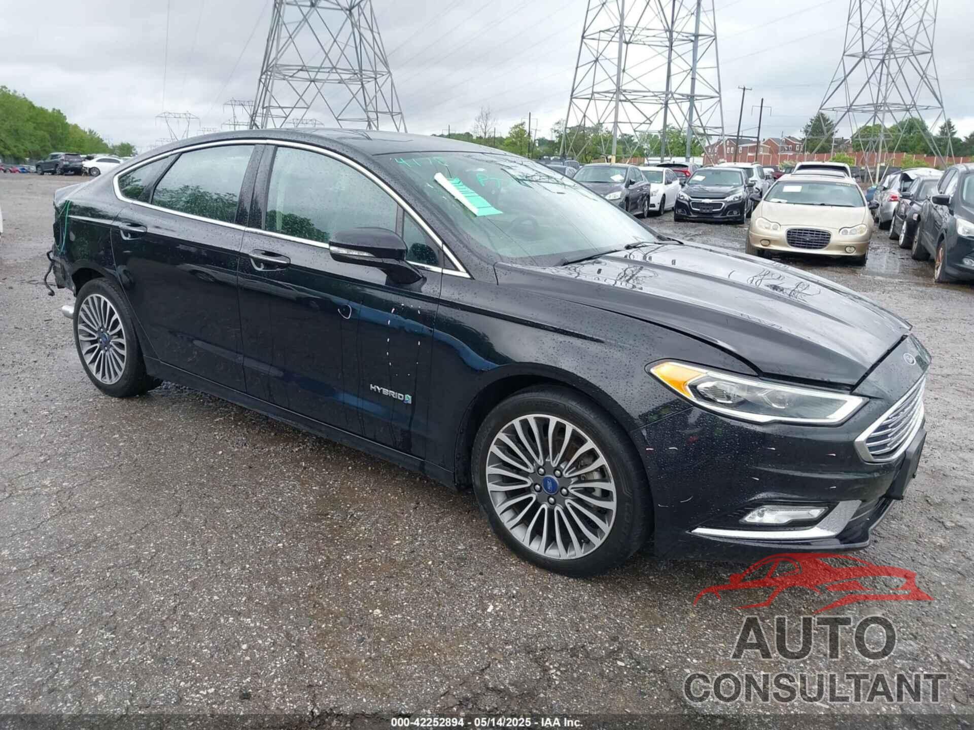 FORD FUSION HYBRID 2018 - 3FA6P0RU6JR205714