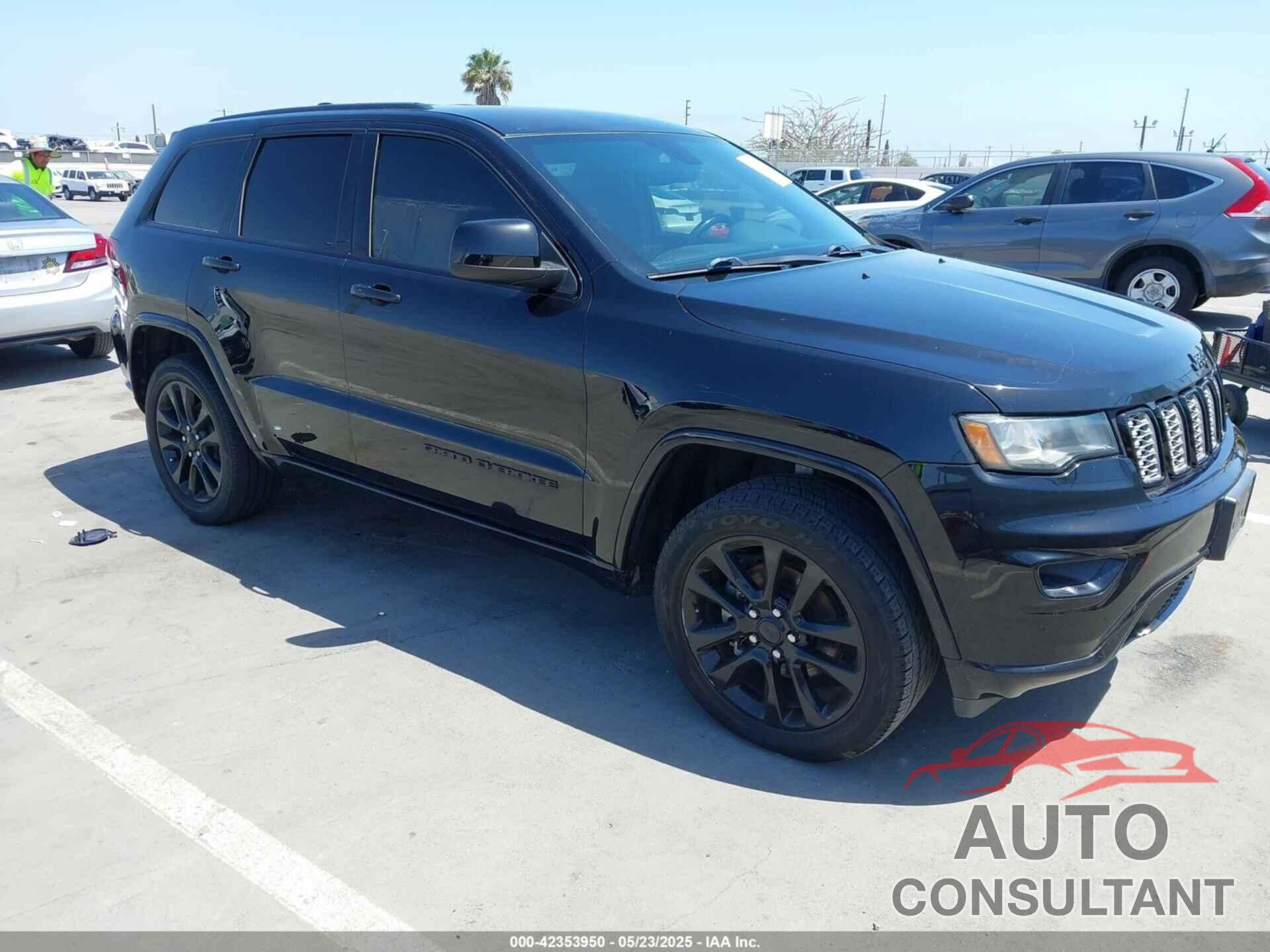 JEEP GRAND CHEROKEE 2017 - 1C4RJEAG6HC956218