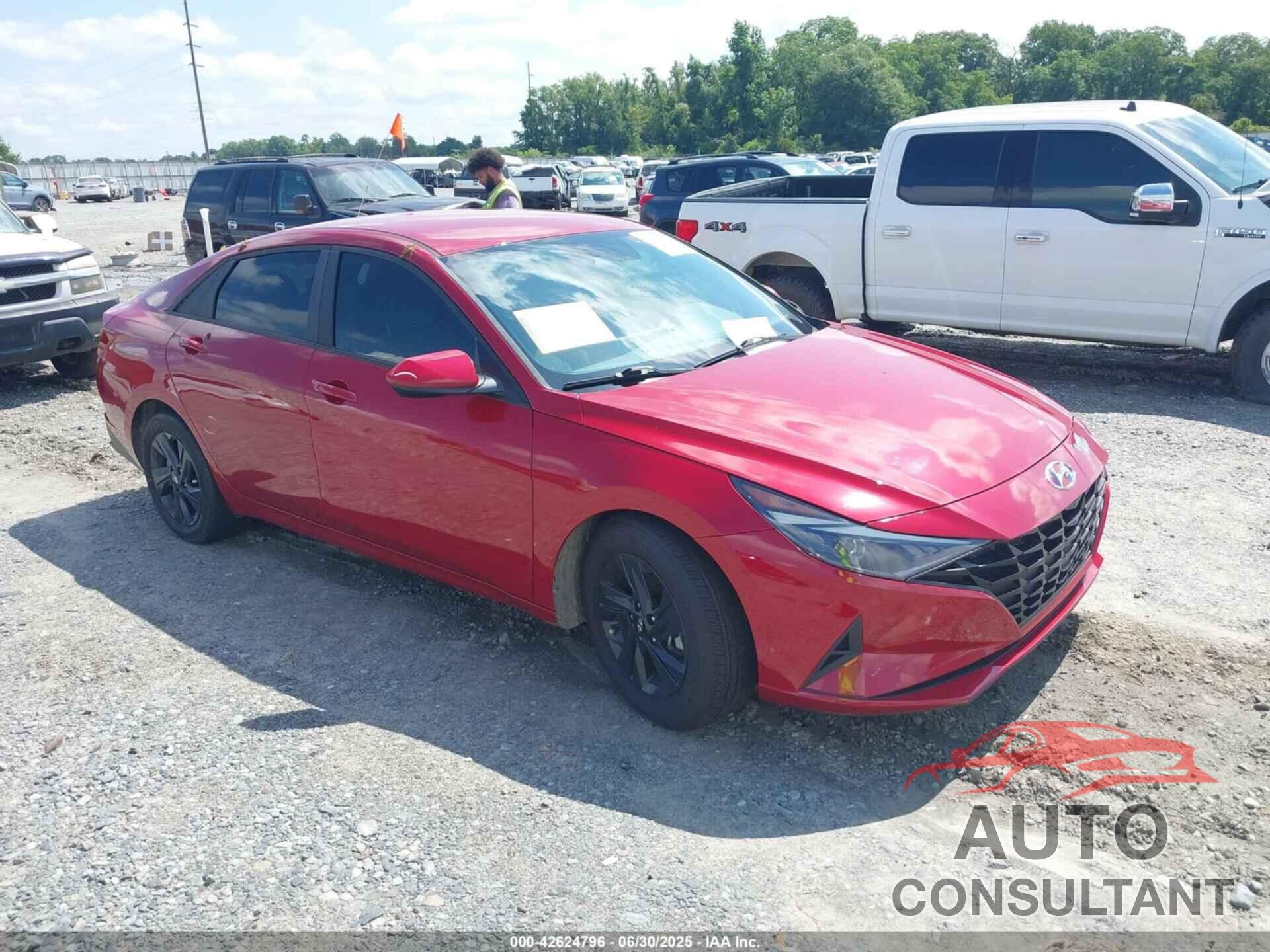 HYUNDAI ELANTRA 2023 - KMHLM4AG0PU436558