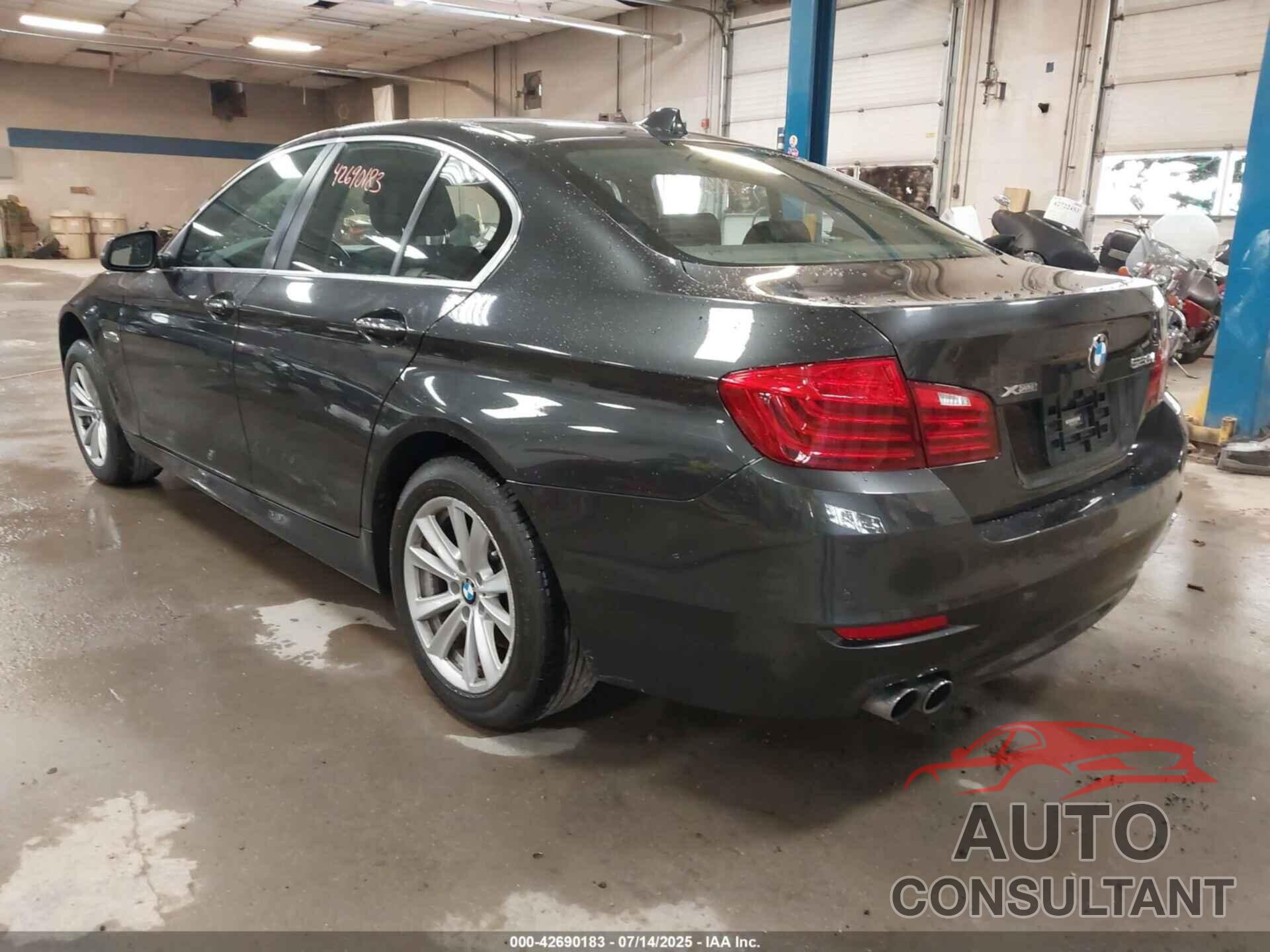 BMW 528I 2016 - WBA5A7C57GG147949