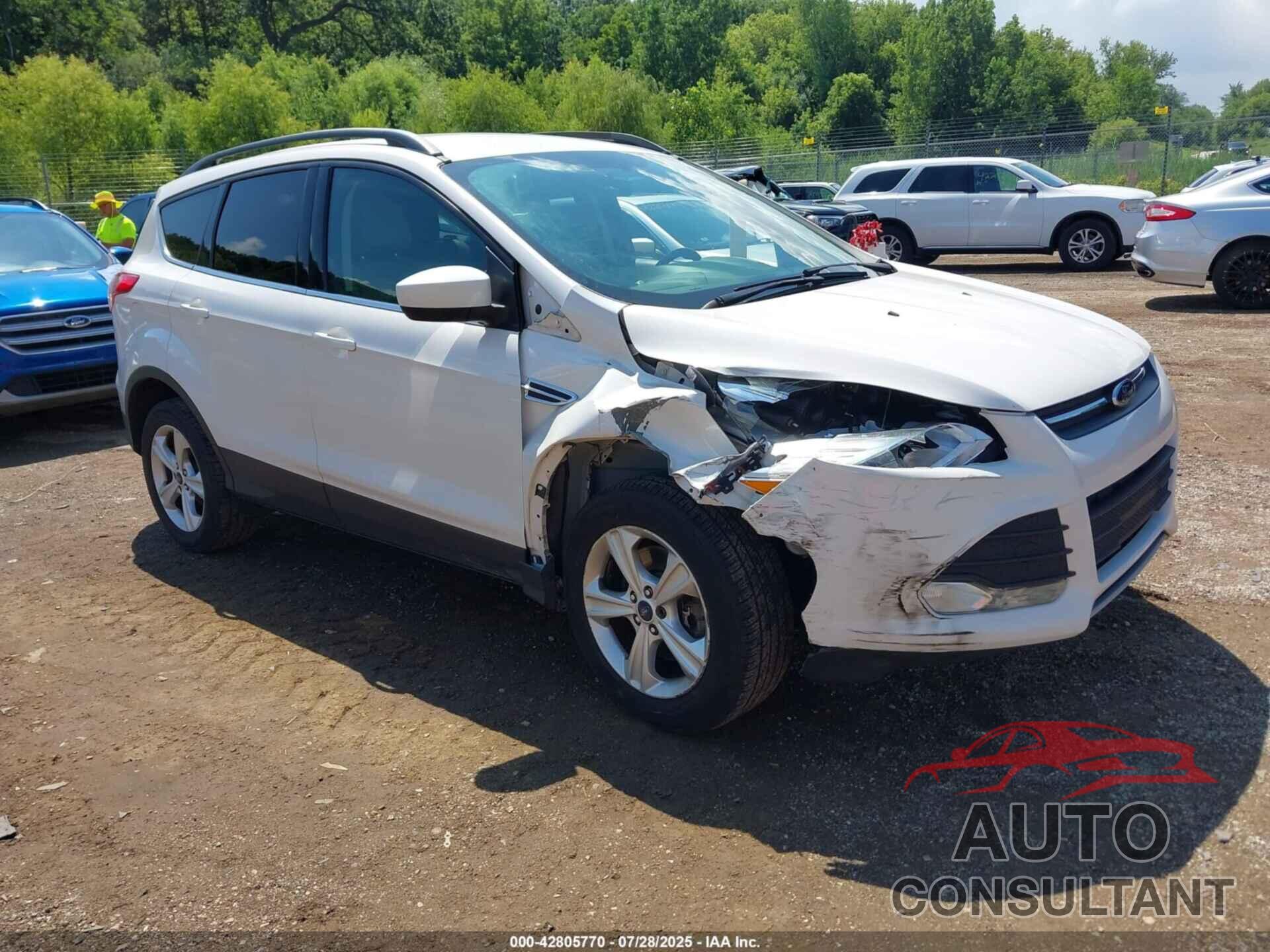 FORD ESCAPE 2015 - 1FMCU9G90FUA66586