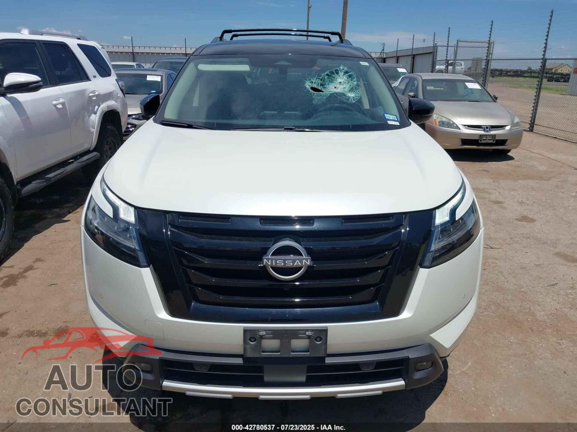 NISSAN PATHFINDER 2023 - 5N1DR3CA4PC263321