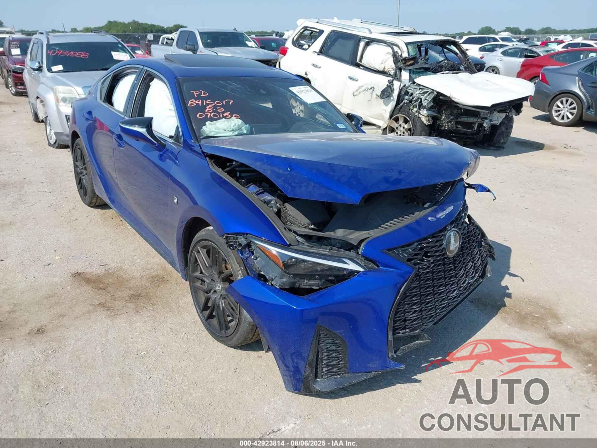 LEXUS IS 350 2023 - JTHGZ1B29P5070150