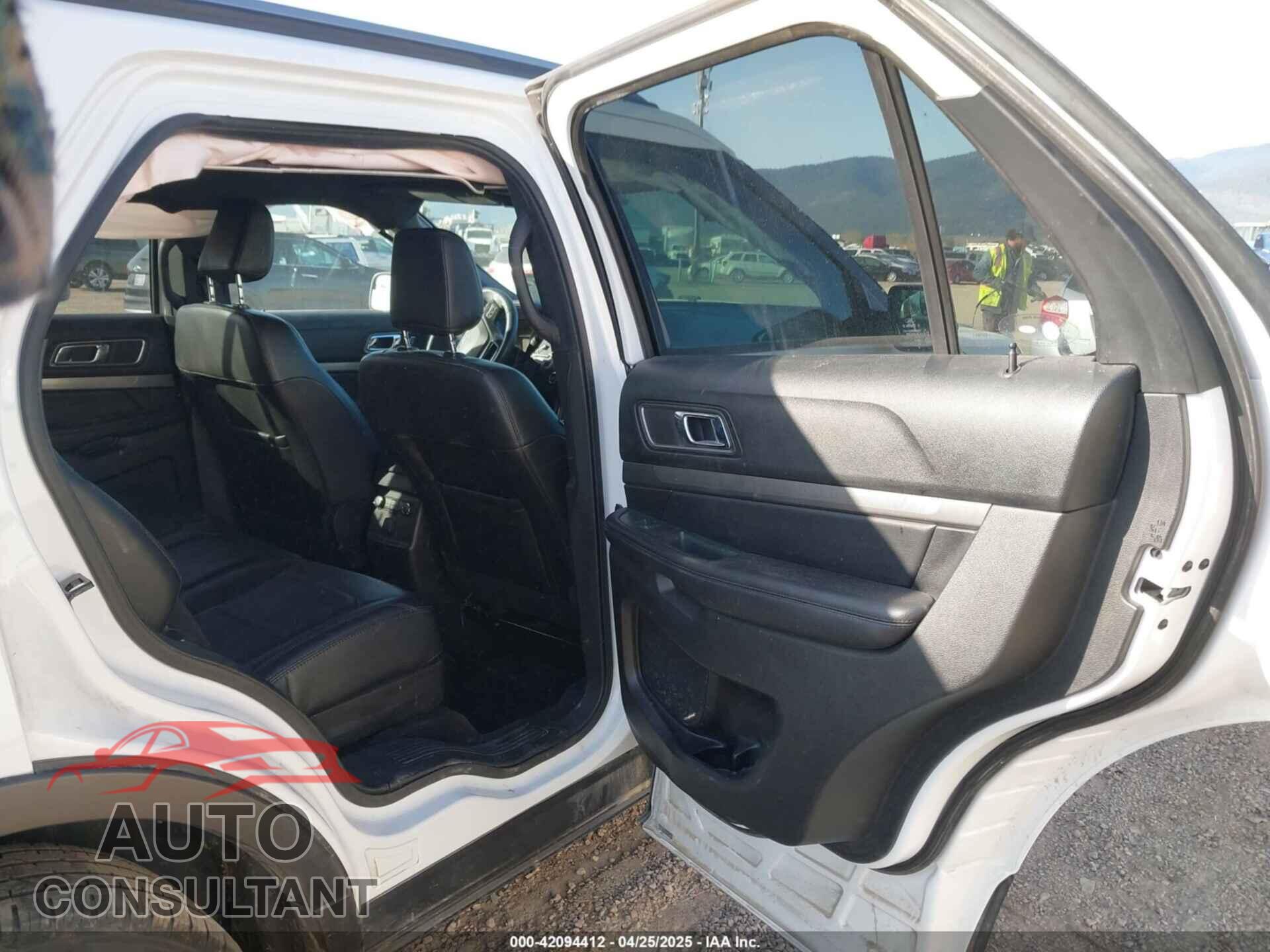 FORD EXPLORER 2018 - 1FM5K8D87JGB79091
