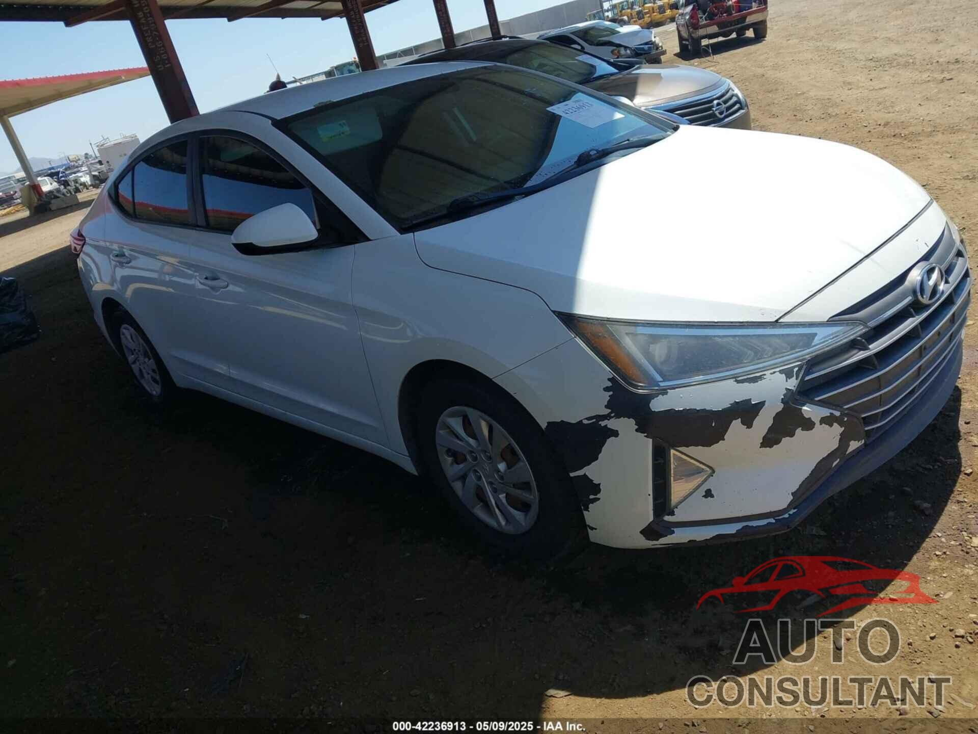 HYUNDAI ELANTRA 2019 - 5NPD74LF2KH440408