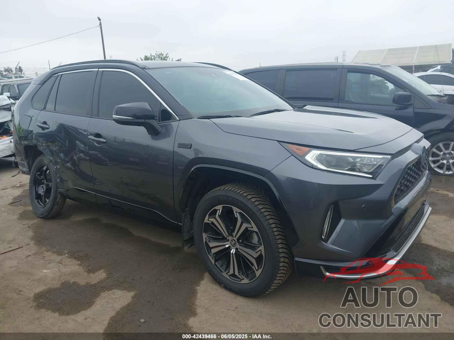 TOYOTA RAV4 PRIME 2021 - JTMFB3FV7MD009432