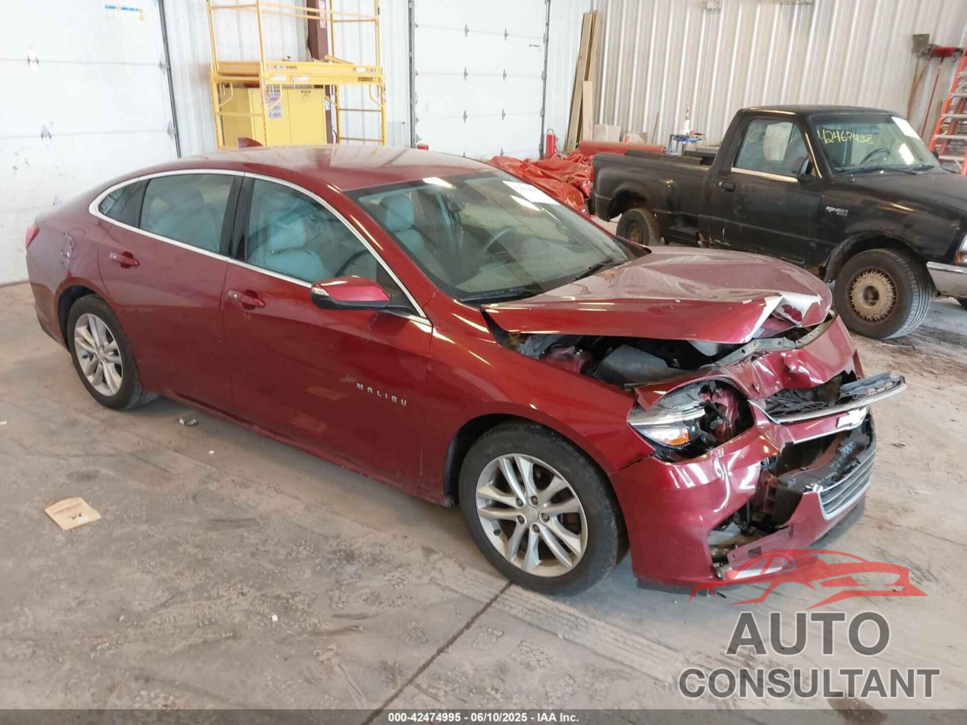 CHEVROLET MALIBU 2017 - 1G1ZE5ST1HF141531