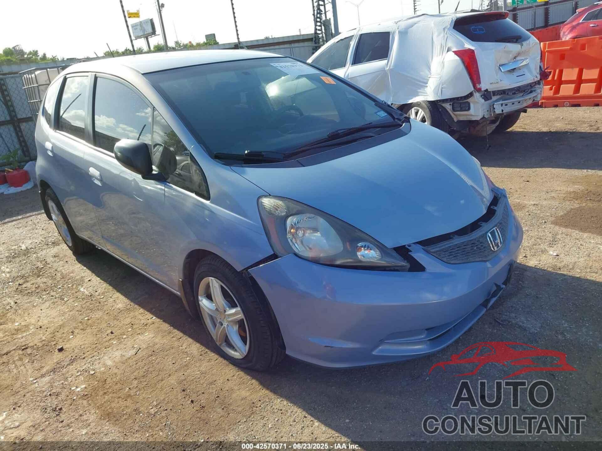 HONDA FIT 2010 - JHMGE8H26AC000104