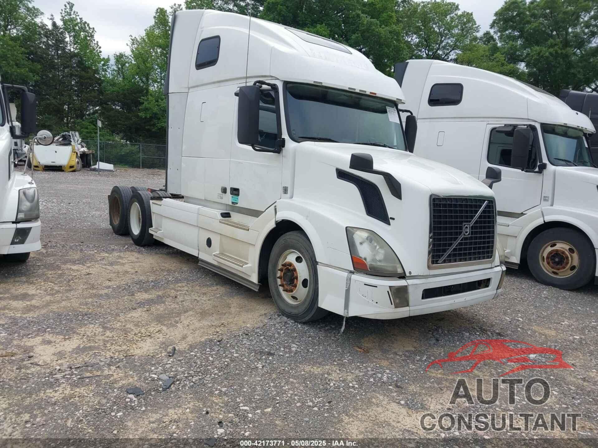 VOLVO VN 2016 - 4V4N99EH4GN965928