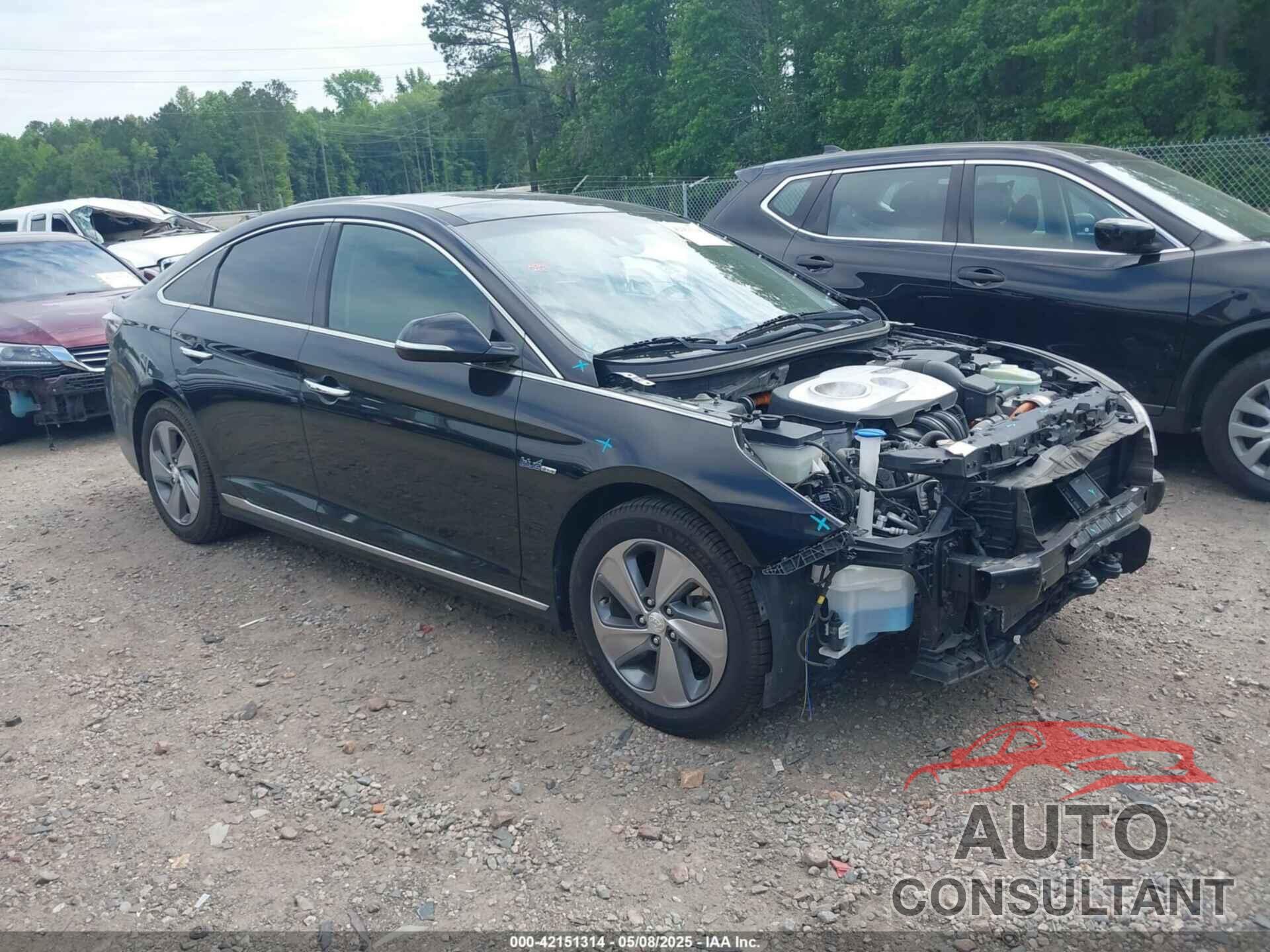 HYUNDAI SONATA HYBRID 2017 - KMHE34L14HA058526