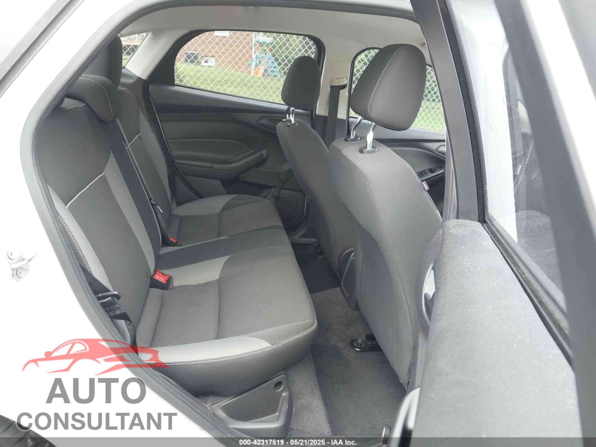 FORD FOCUS 2012 - 1FAHP3E24CL215948