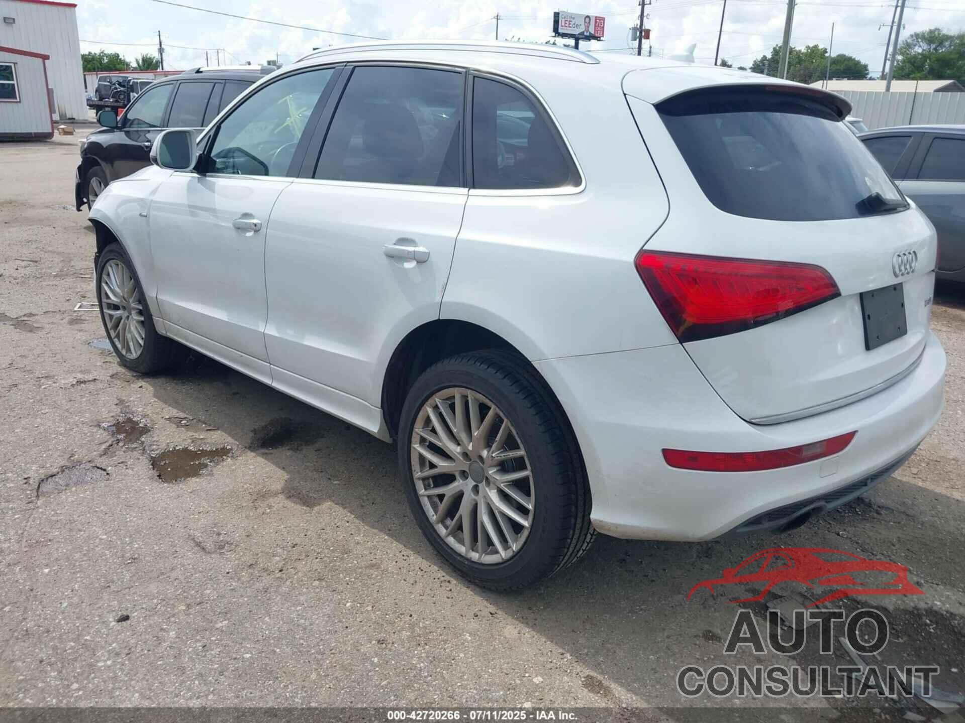 AUDI Q5 2017 - WA1M2AFP0HA044604
