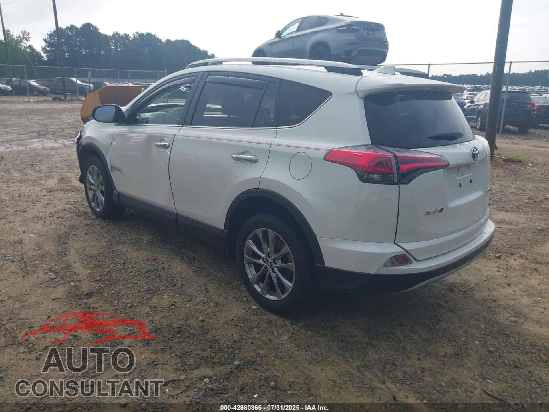 TOYOTA RAV4 2017 - JTMYFREV5HJ720426