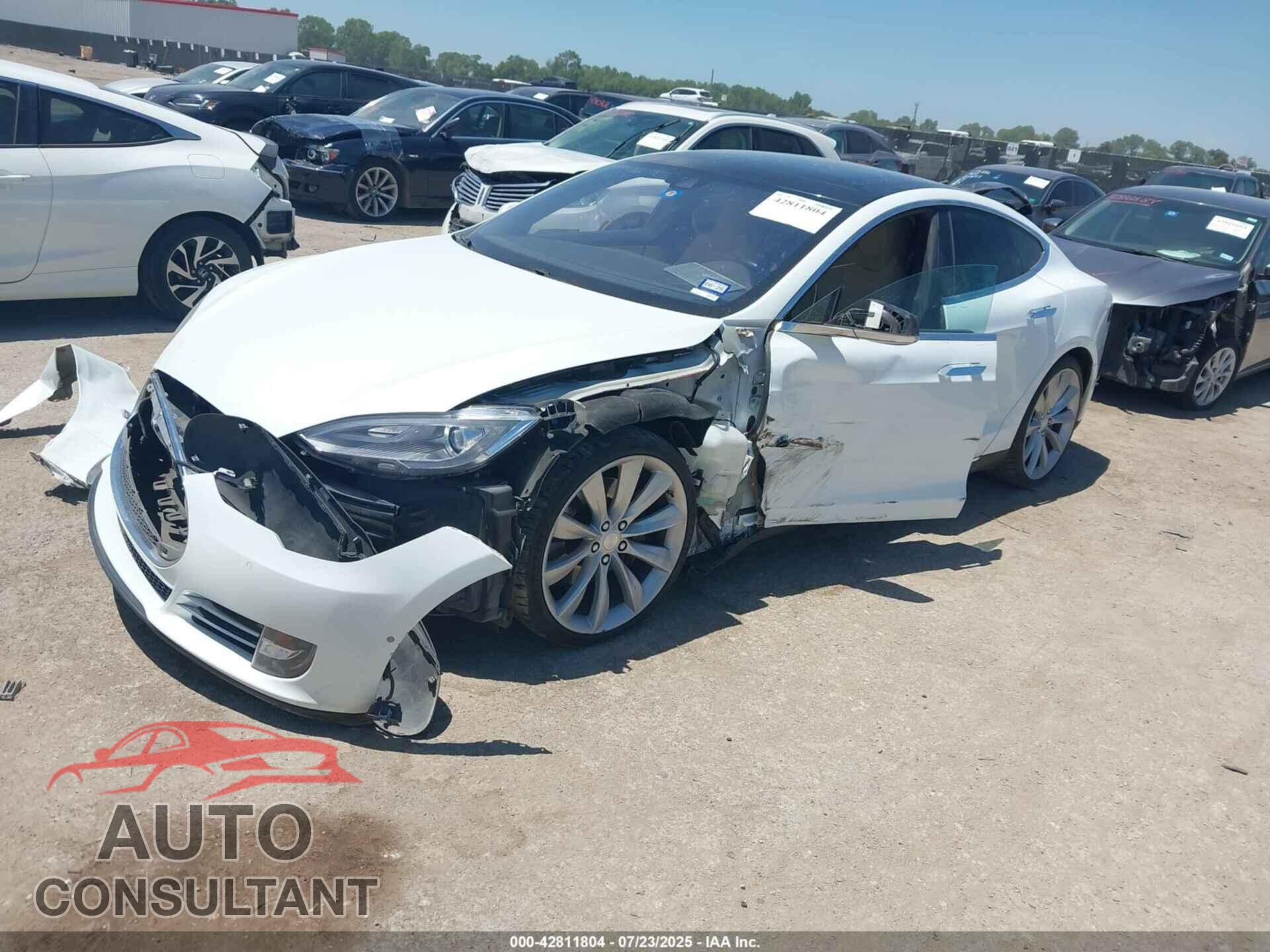 TESLA MODEL S 2016 - 5YJSA1E20GF131947