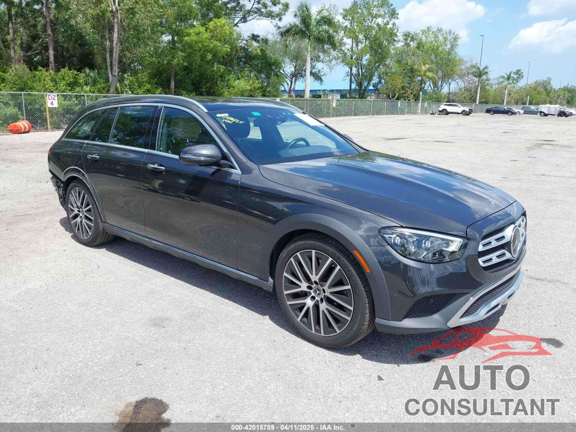 MERCEDES-BENZ E 450 2023 - W1KZH6AB5PB181314