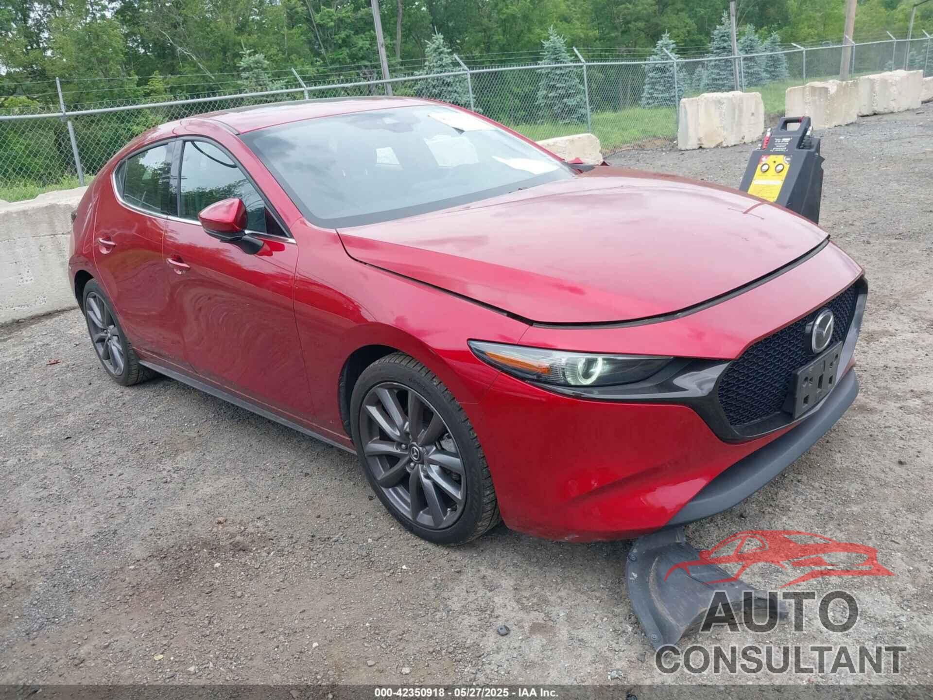 MAZDA MAZDA3 2019 - JM1BPALM9K1105772