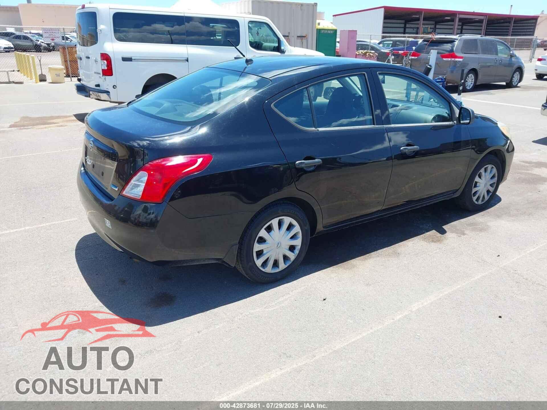 NISSAN VERSA 2012 - 3N1CN7AP1CL856436