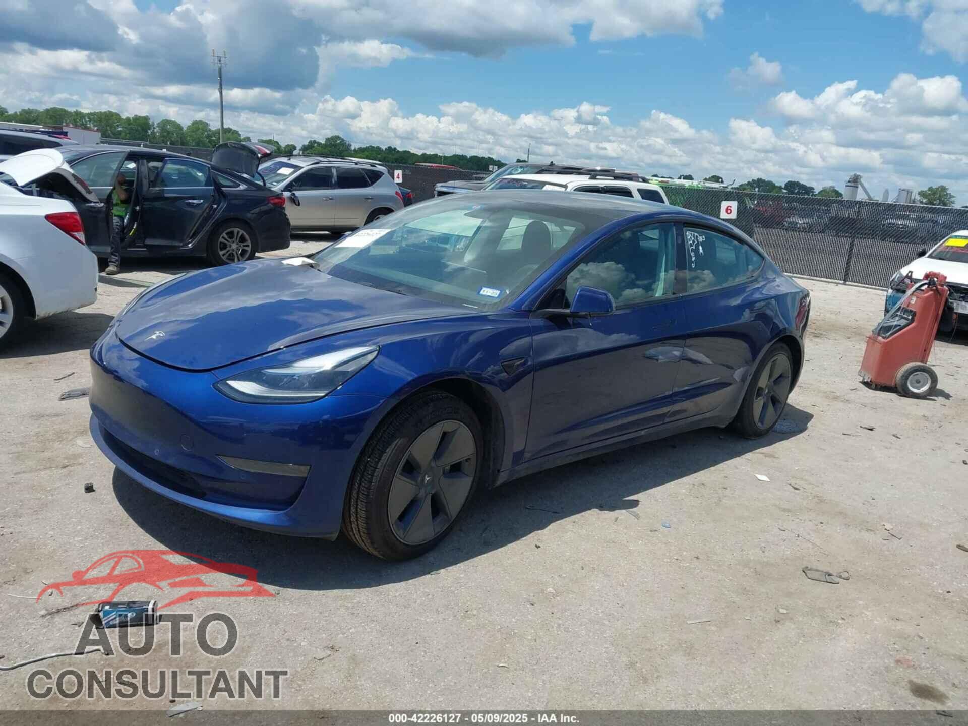 TESLA MODEL 3 2021 - 5YJ3E1EAXMF098855