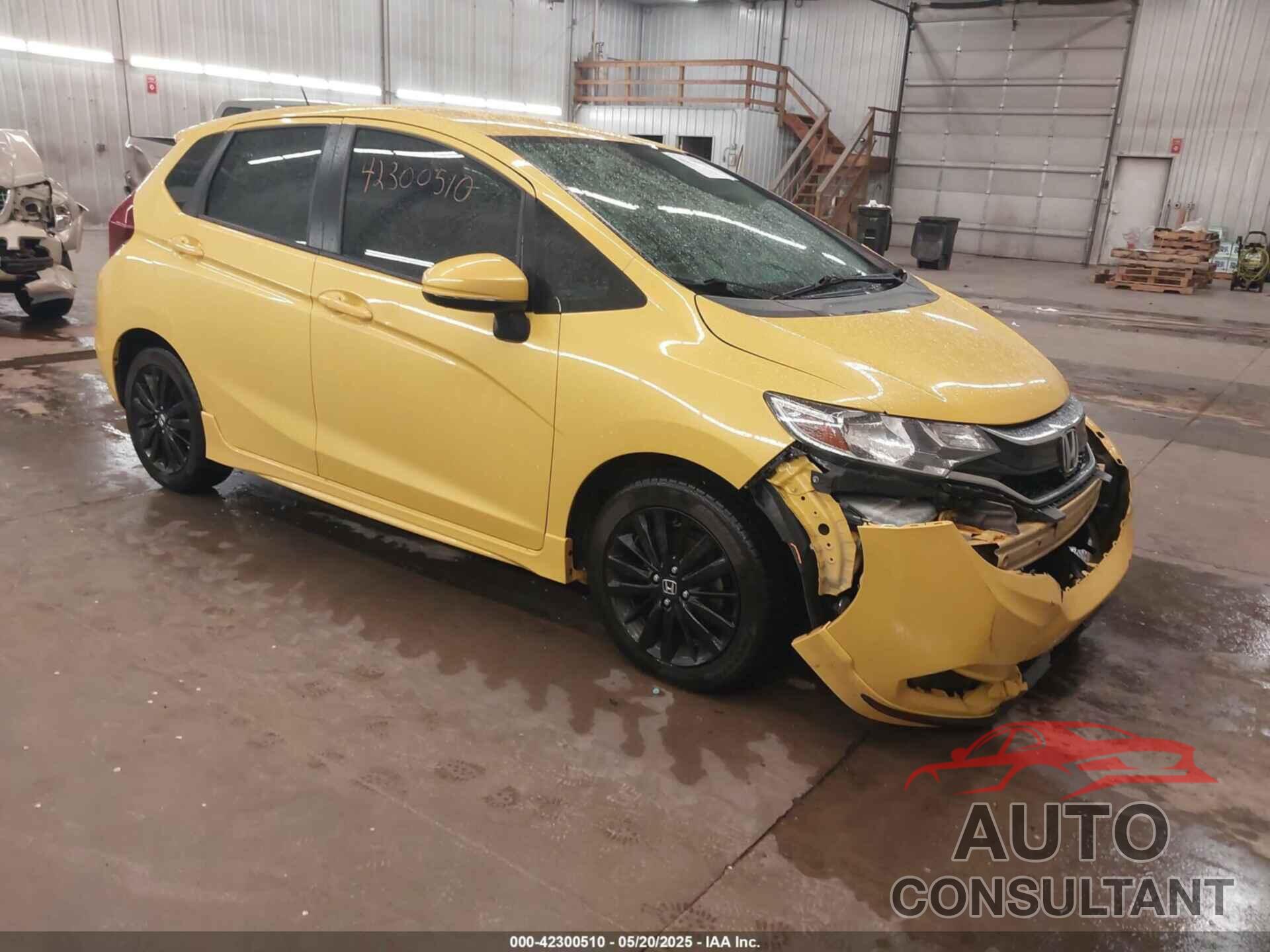 HONDA FIT 2018 - 3HGGK5G61JM711285