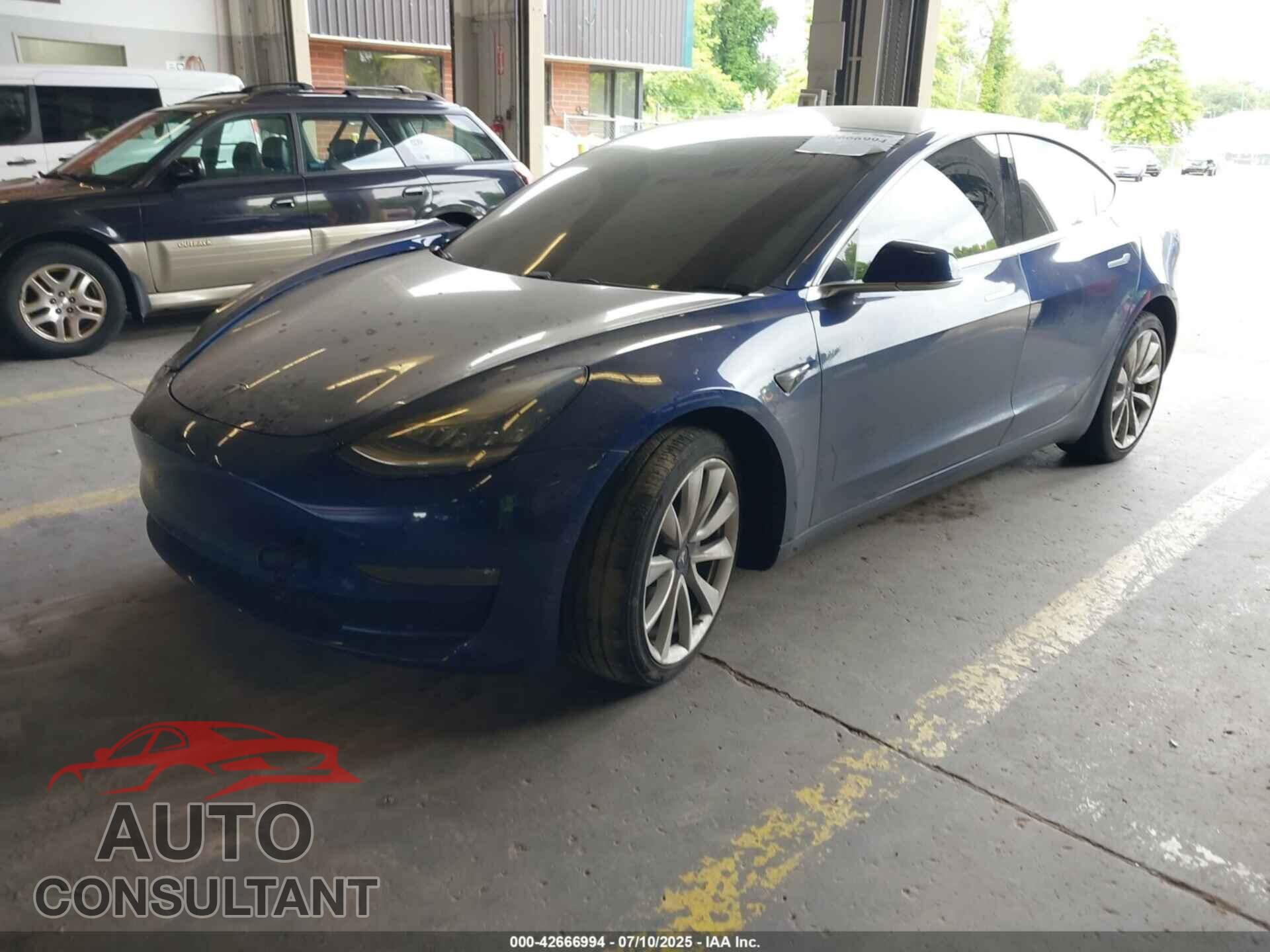 TESLA MODEL 3 2018 - 5YJ3E1EA8JF046944