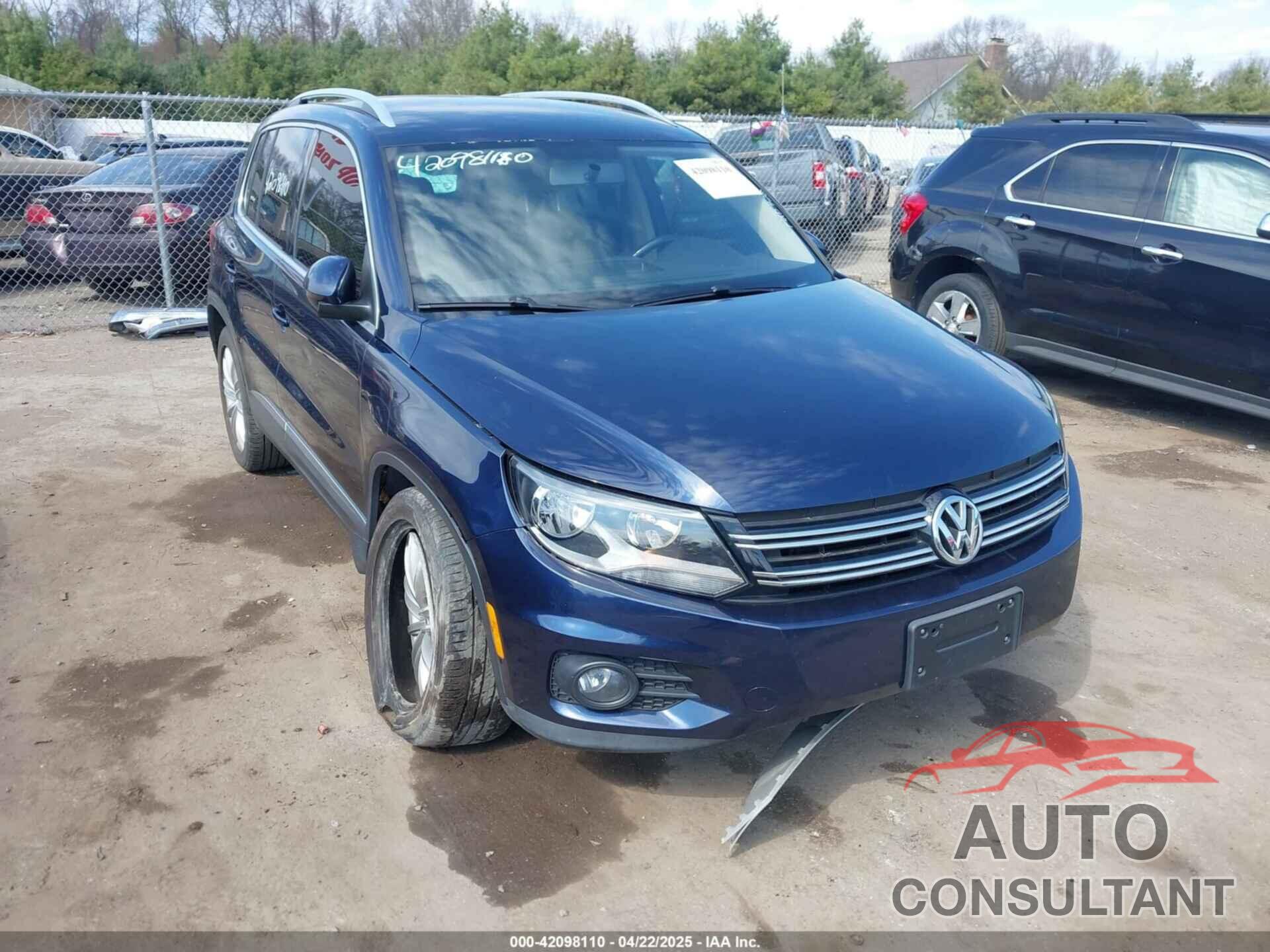 VOLKSWAGEN TIGUAN 2014 - WVGBV3AX3EW583221