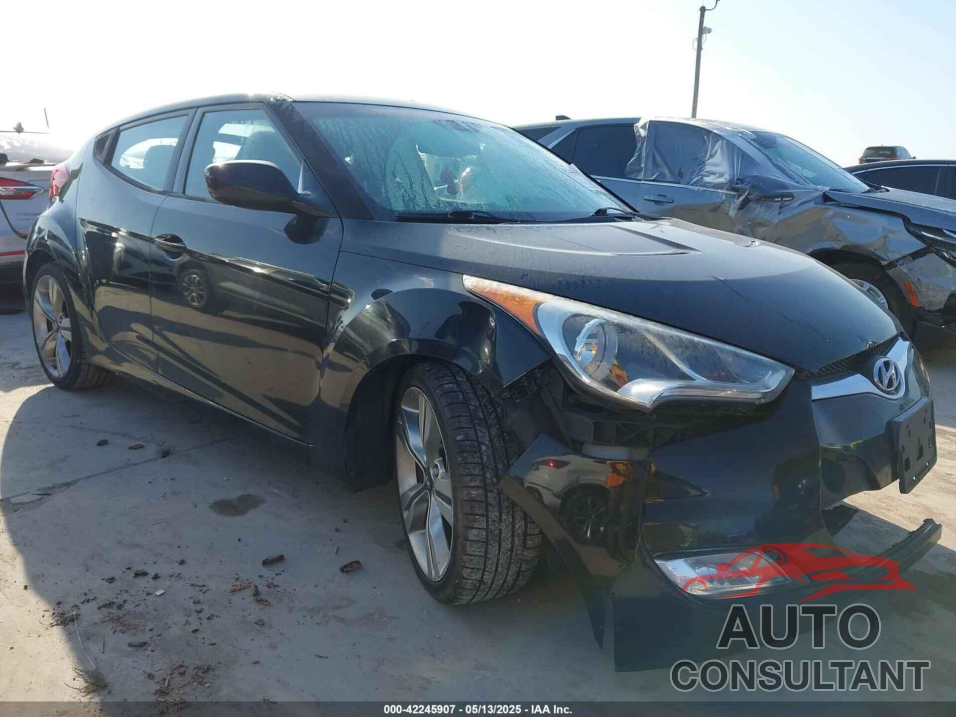 HYUNDAI VELOSTER 2013 - KMHTC6AD2DU171044