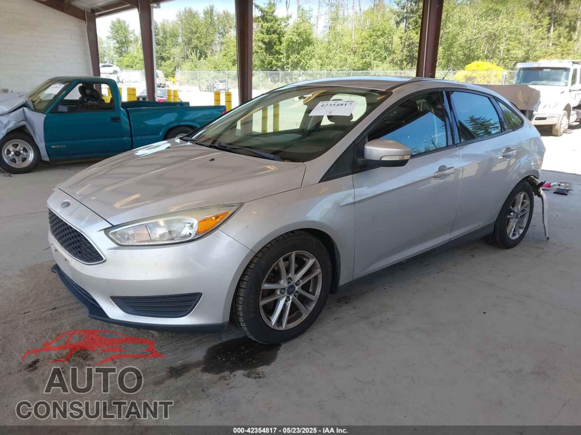 FORD FOCUS 2016 - 1FADP3F27GL338923